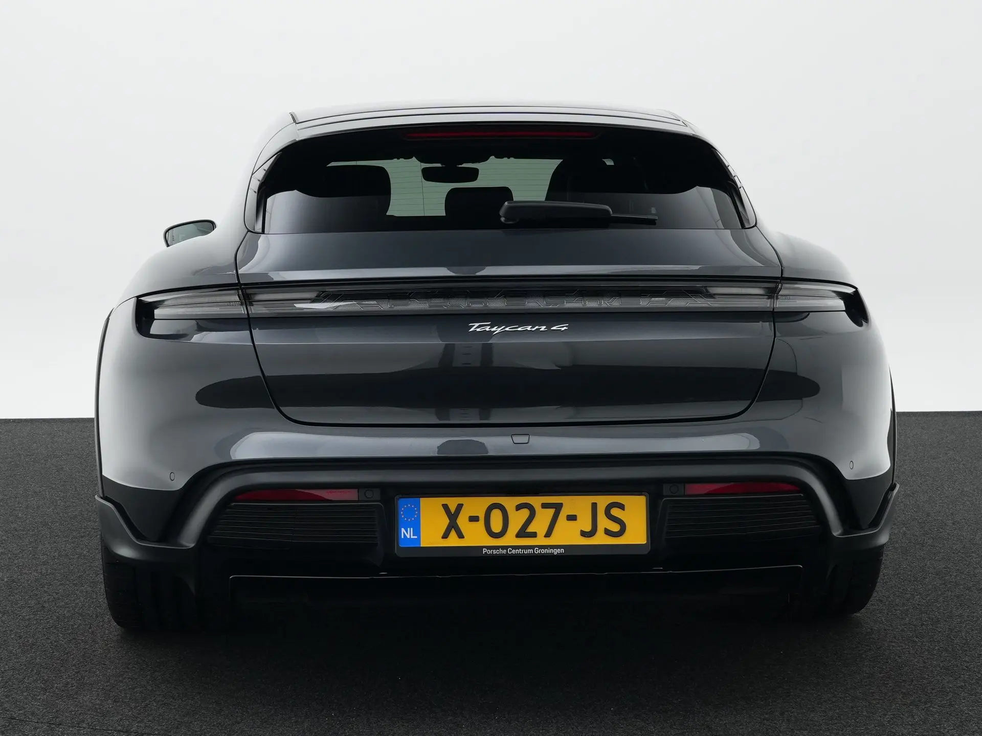 Taycan Cross Turismo 4