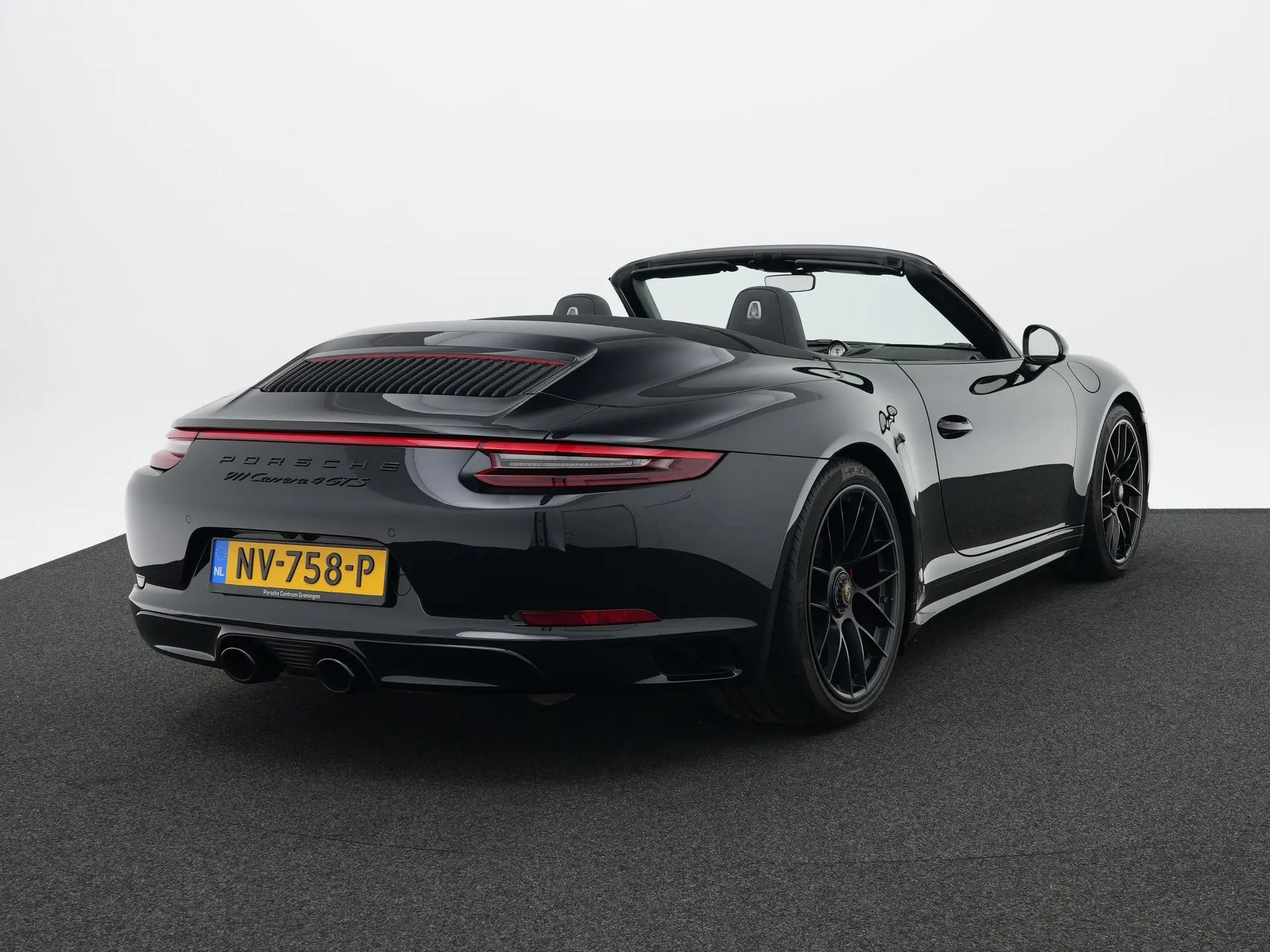911 Carrera 4 GTS Cabriolet