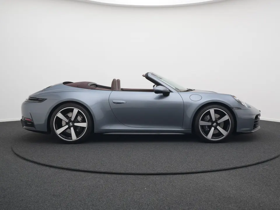 Porsche 911 Carrera Cabriolet