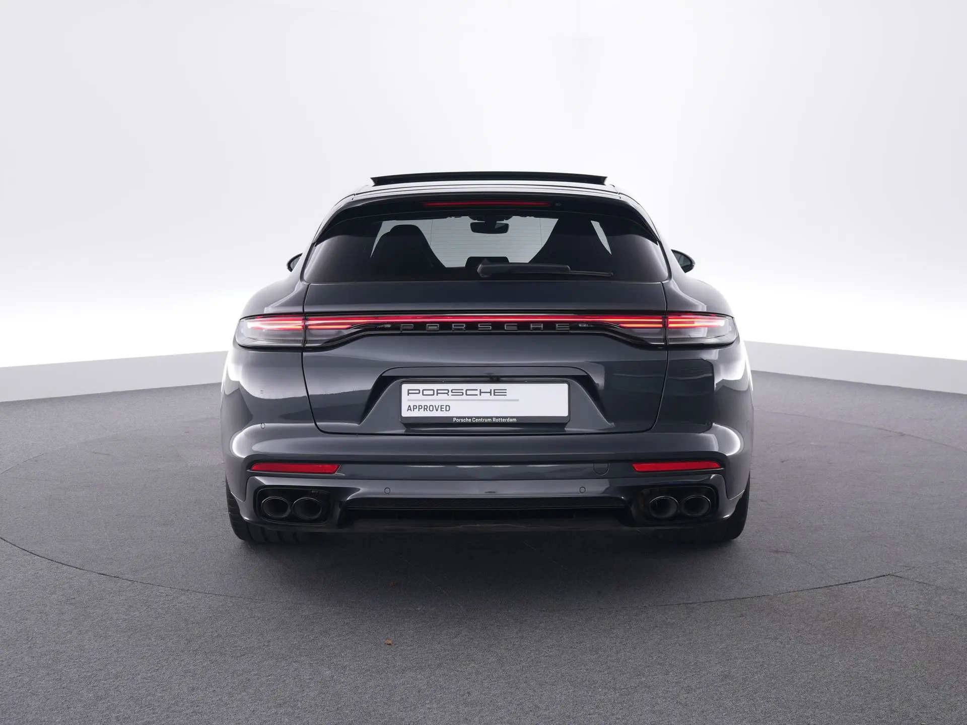Panamera 4 E-Hybrid Sport Turismo Platinum Edition