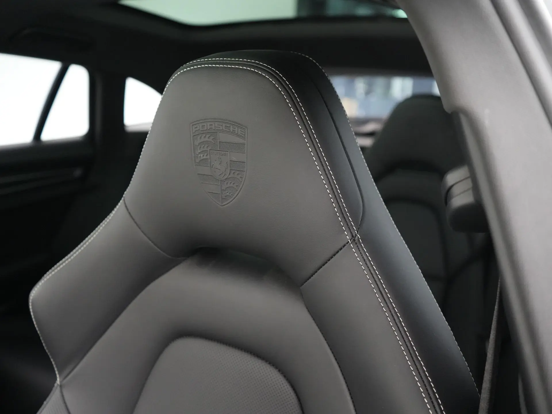 Panamera 4 E-Hybrid Sport Turismo Platinum Edition