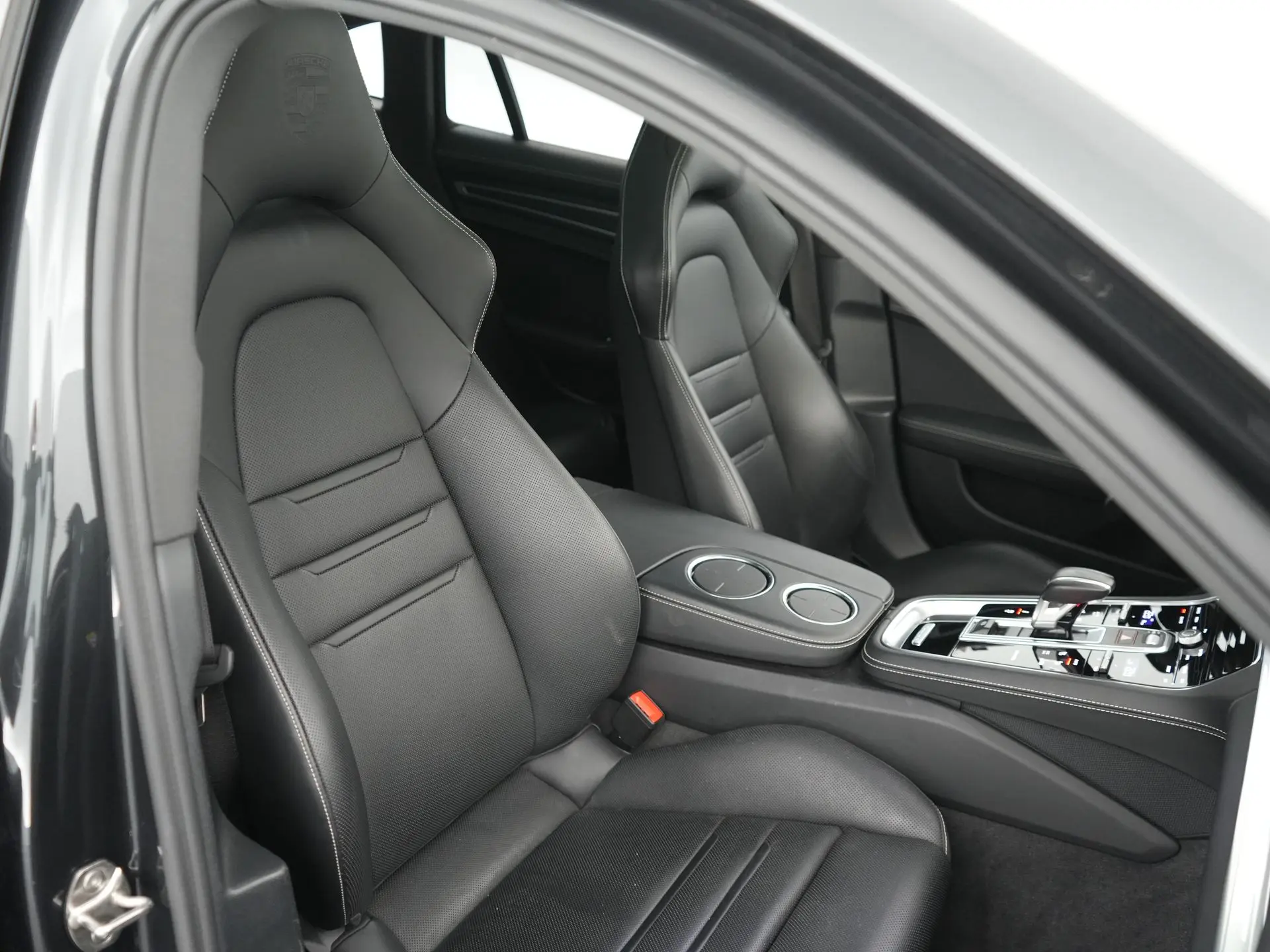 Panamera 4 E-Hybrid Sport Turismo Platinum Edition