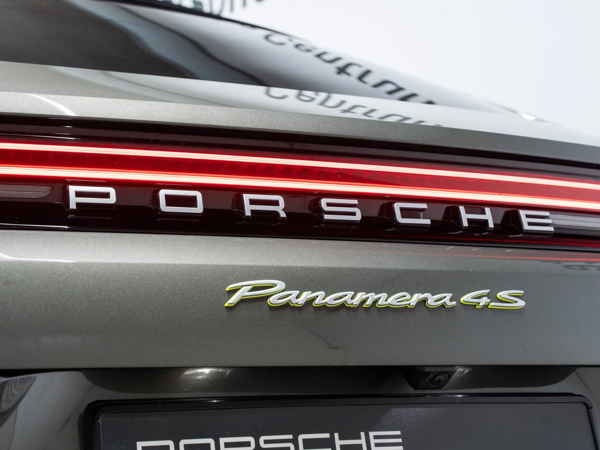 Panamera 4S E-Hybrid