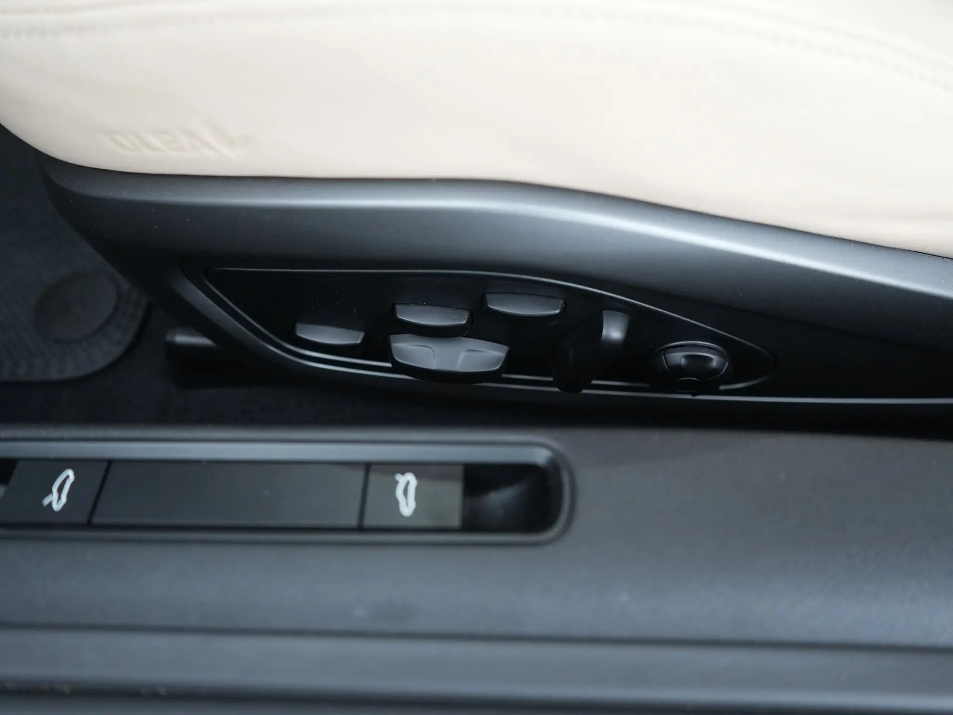 911 Targa 4S Heritage Edition