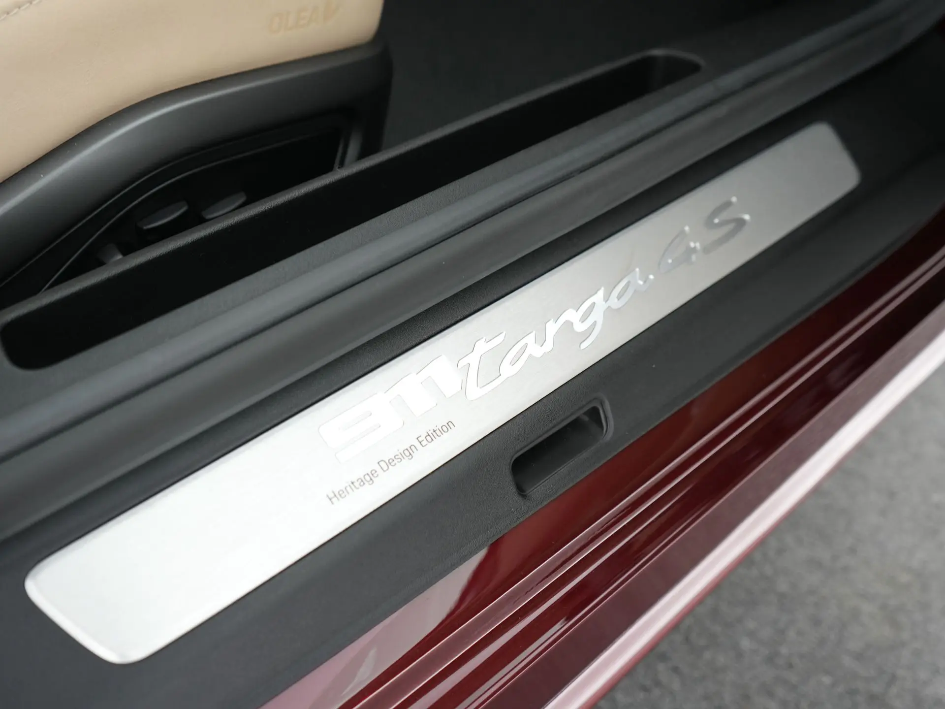 911 Targa 4S Heritage Edition