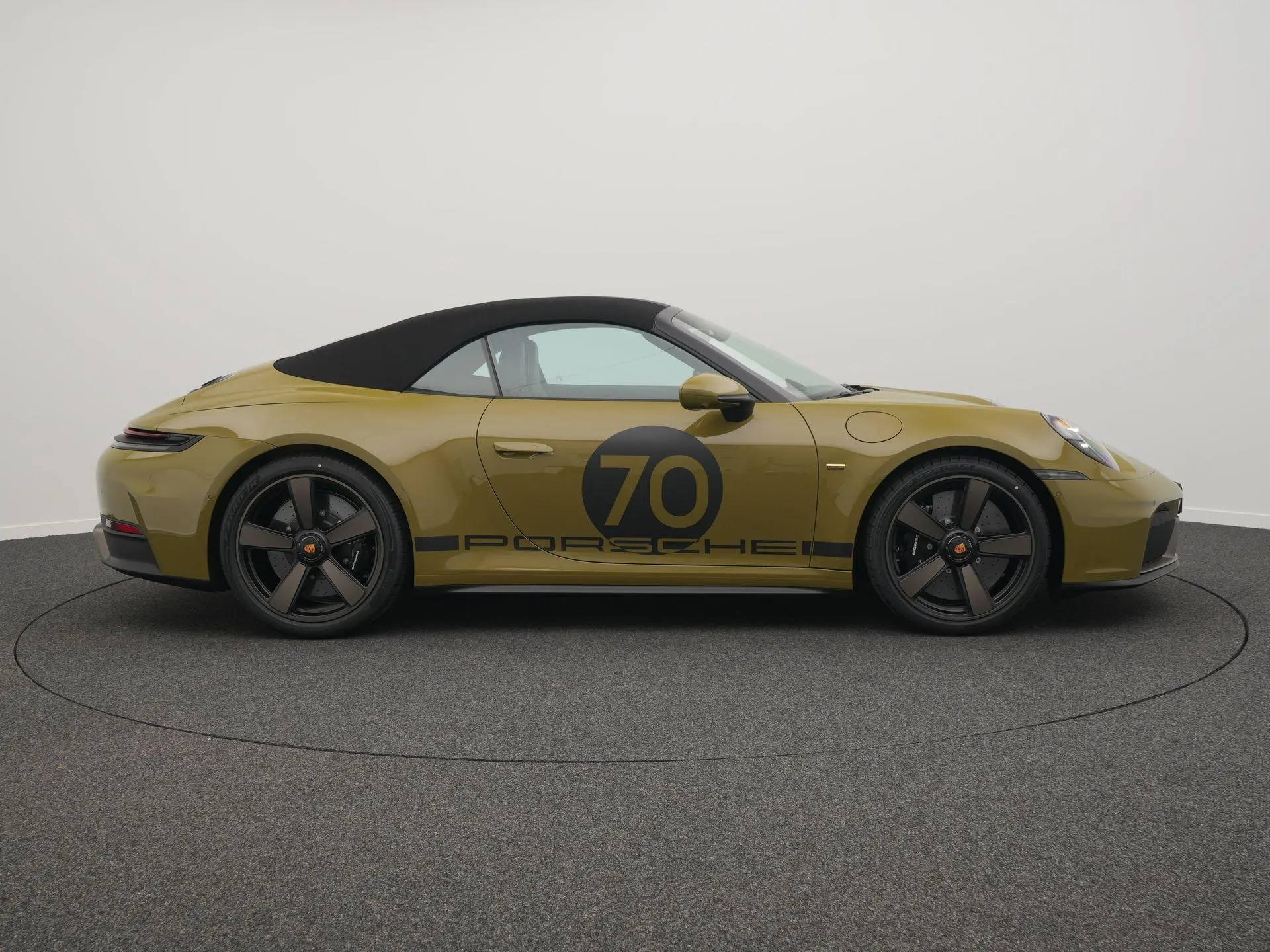 911 Spirit 70 Editon