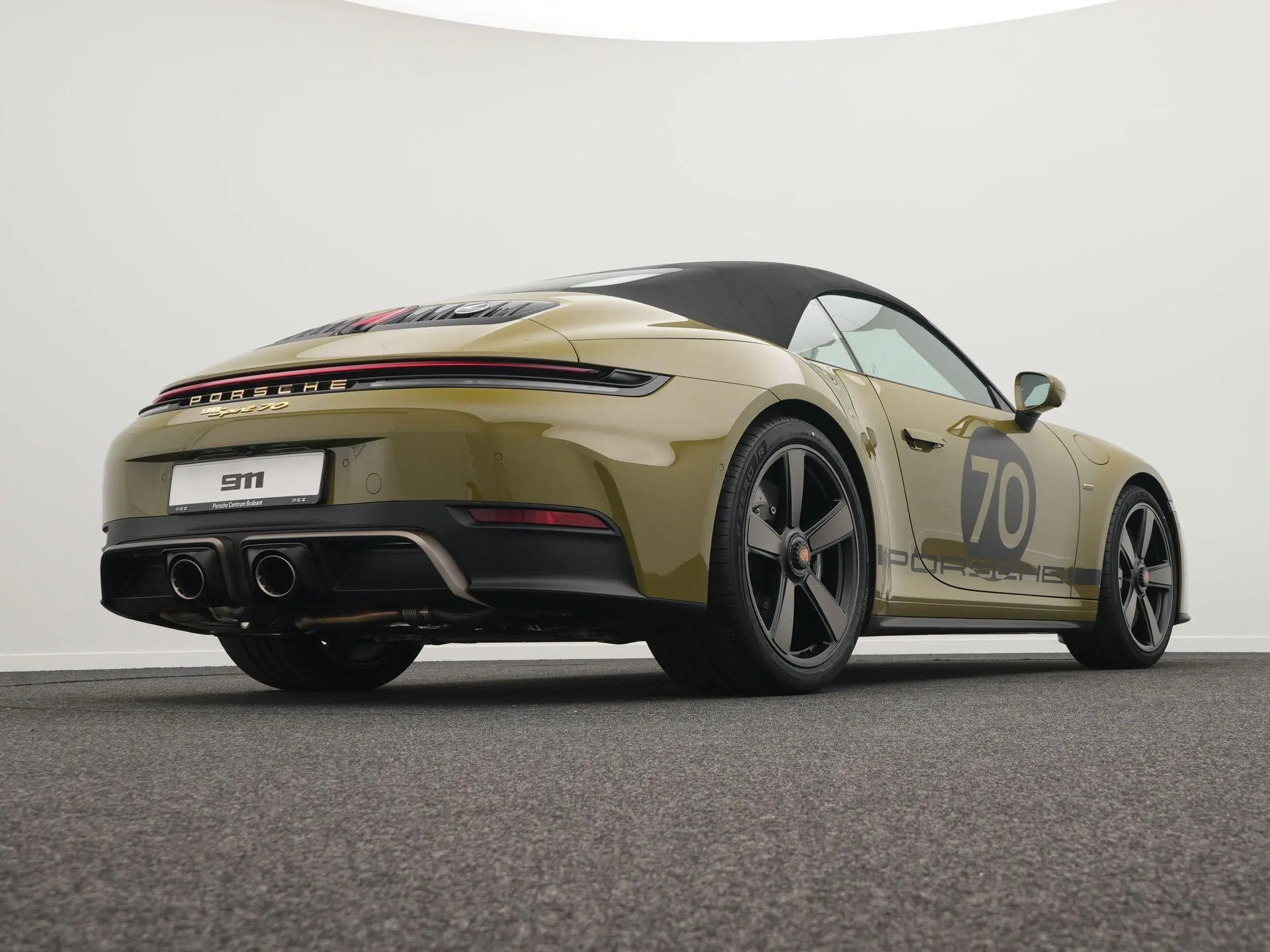 911 Spirit 70 Editon