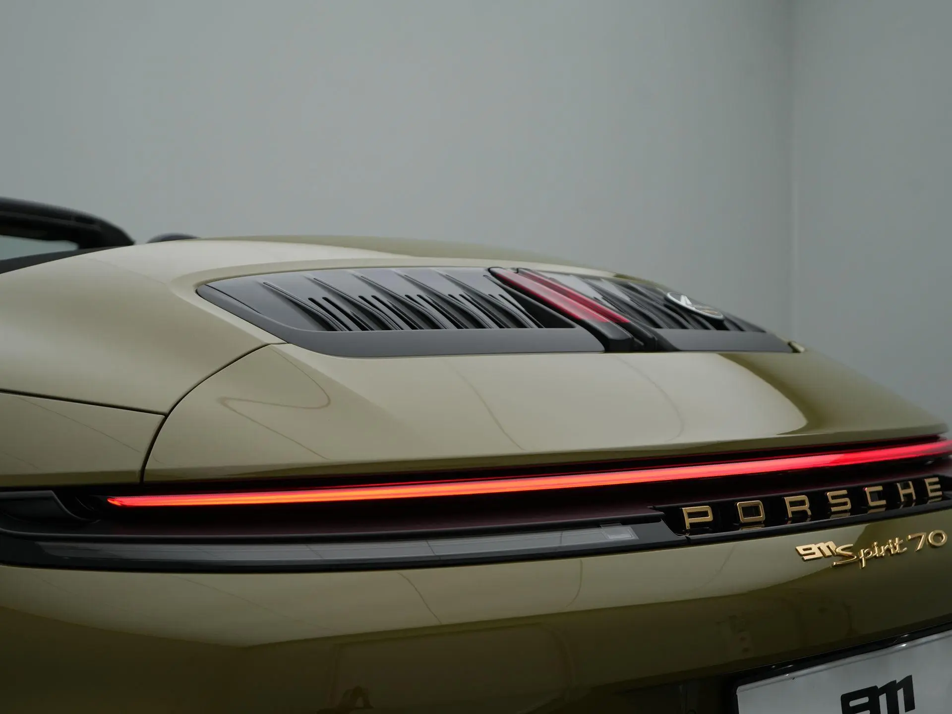 911 Spirit 70 Editon