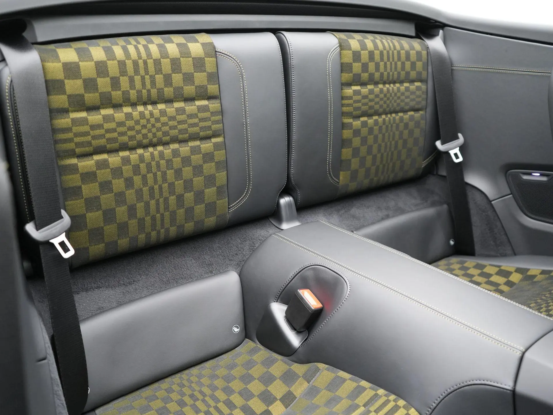 911 Spirit 70 Editon