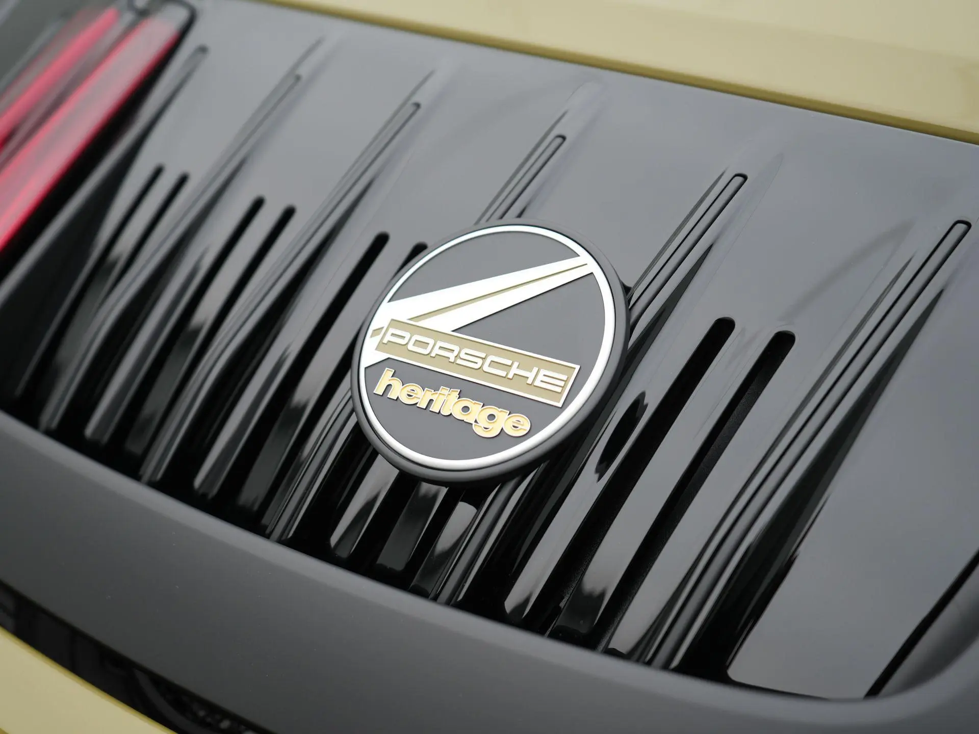 911 Spirit 70 Editon