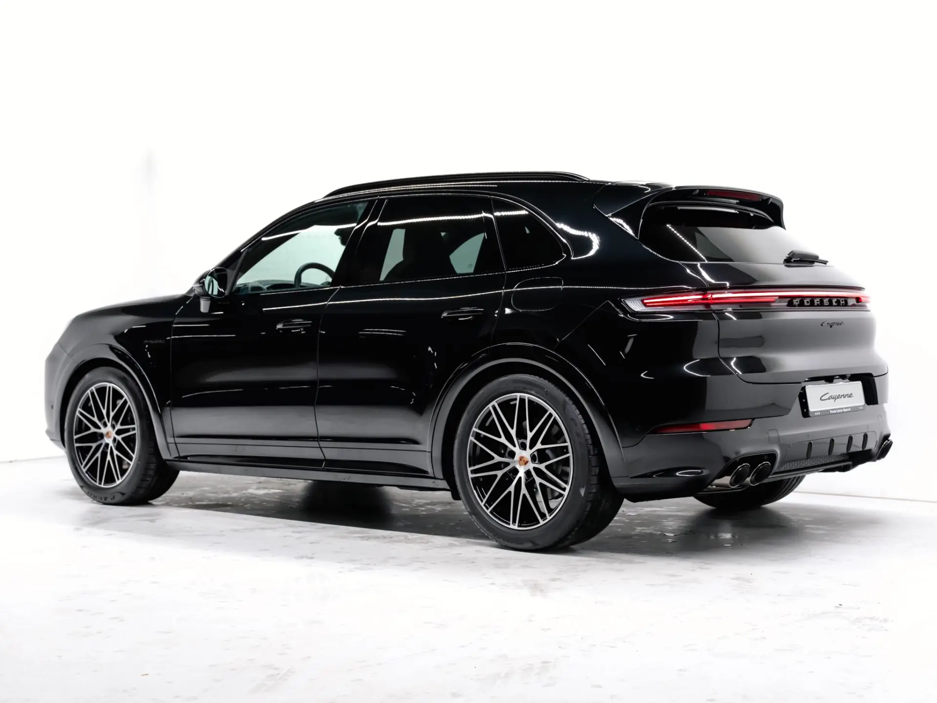 Cayenne E-Hybrid Black Edition