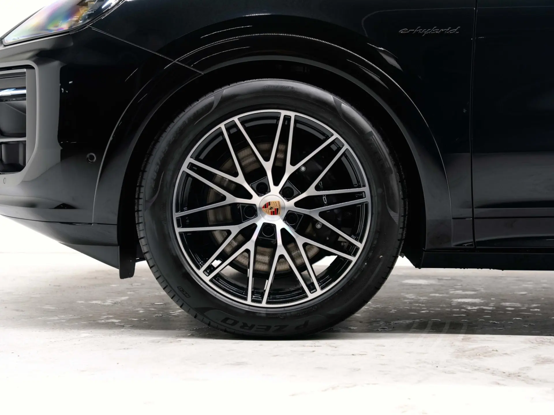 Cayenne E-Hybrid Black Edition