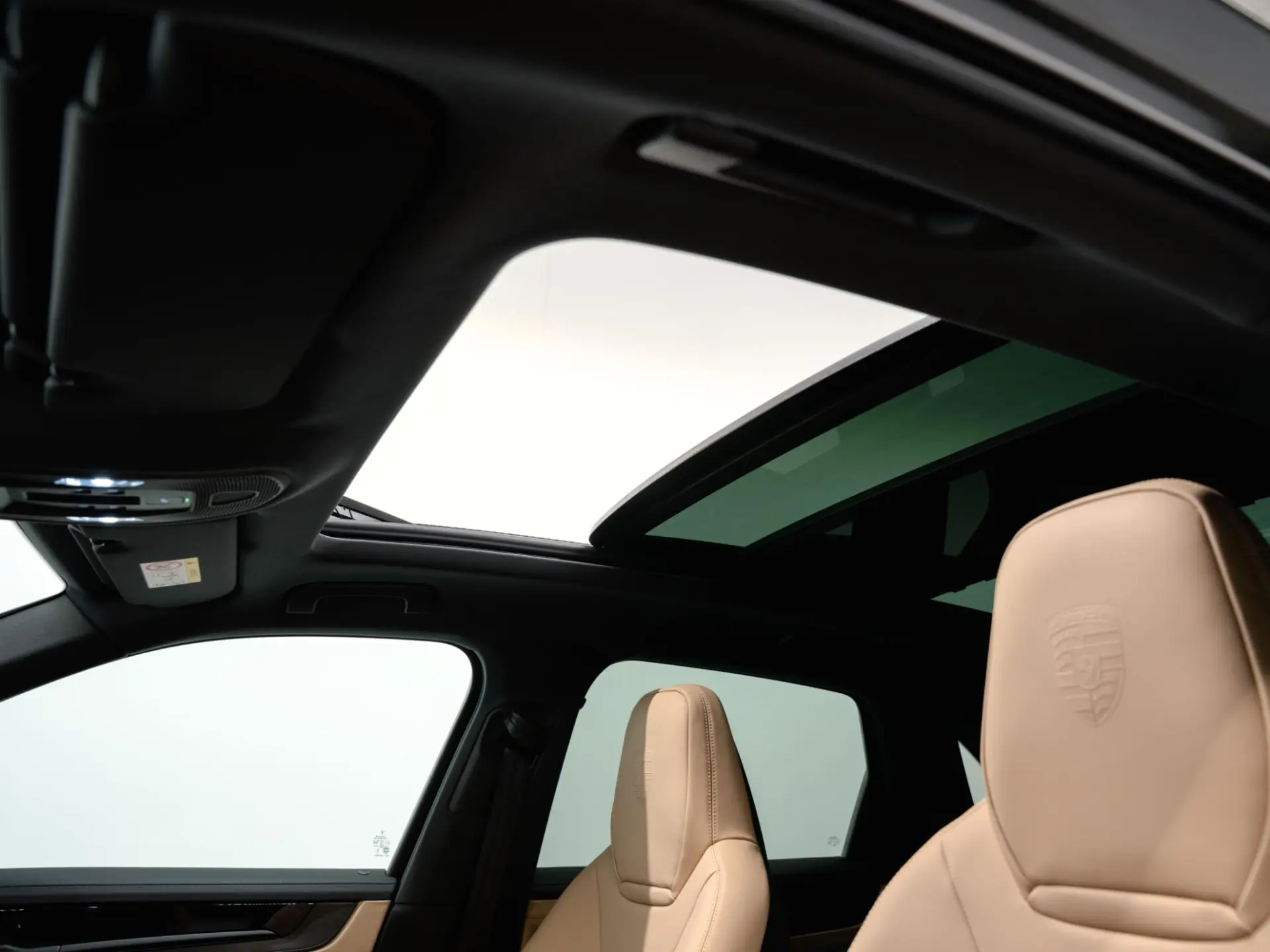 Cayenne E-Hybrid Black Edition