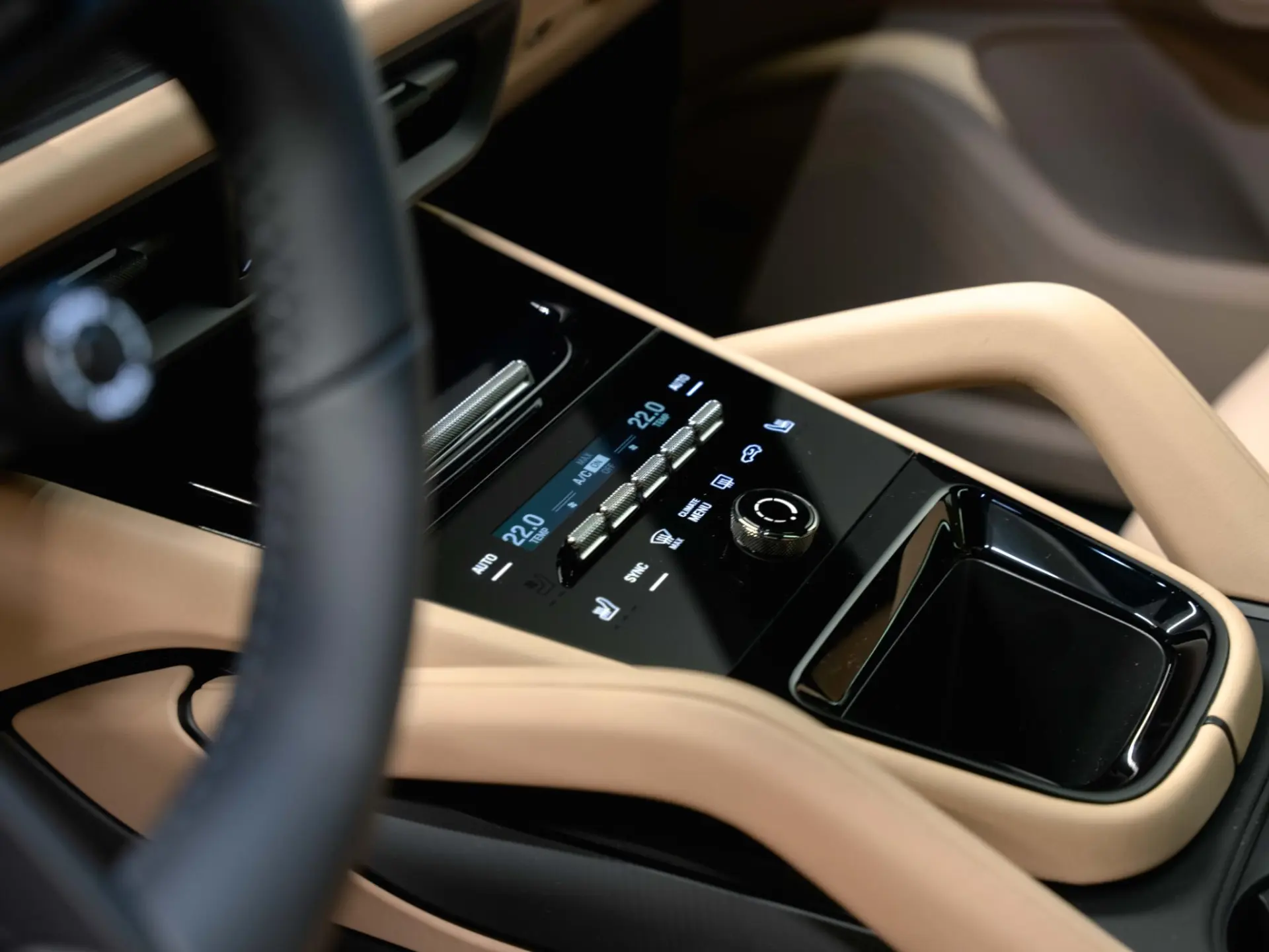 Cayenne E-Hybrid Black Edition