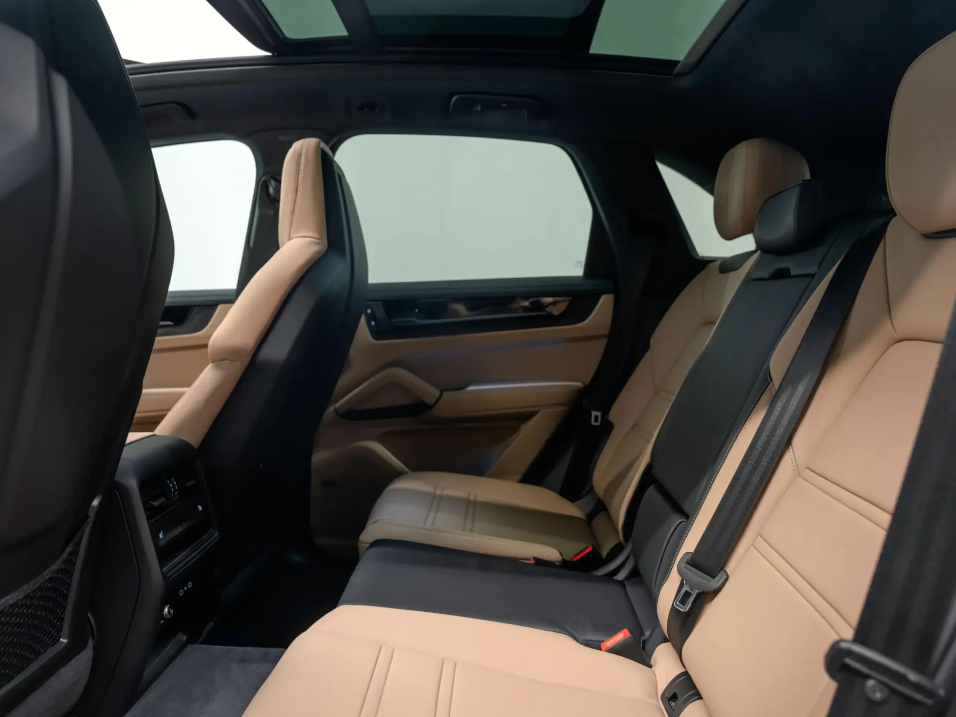 Cayenne E-Hybrid Black Edition