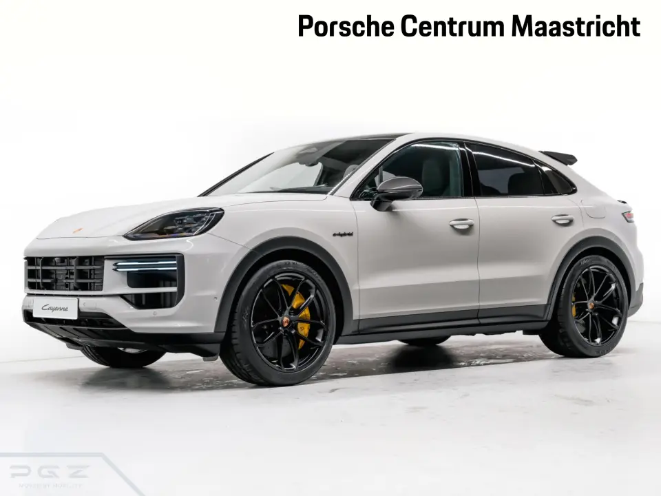 Porsche Cayenne Turbo E-Hybrid Coupé with GT Package