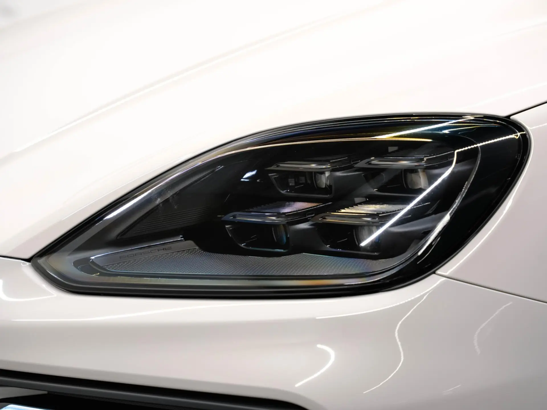 Cayenne Turbo E-Hybrid Coupé with GT Package