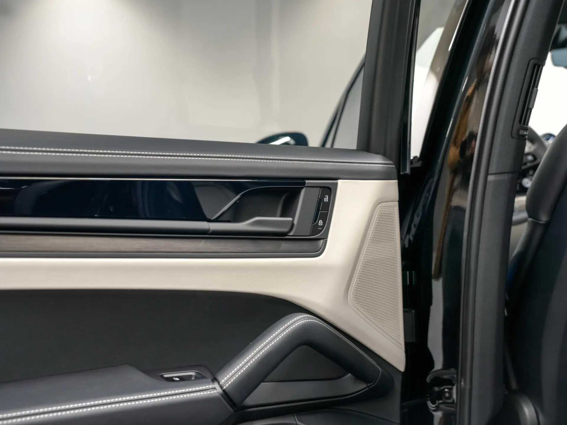 Cayenne S E-Hybrid Black Edition