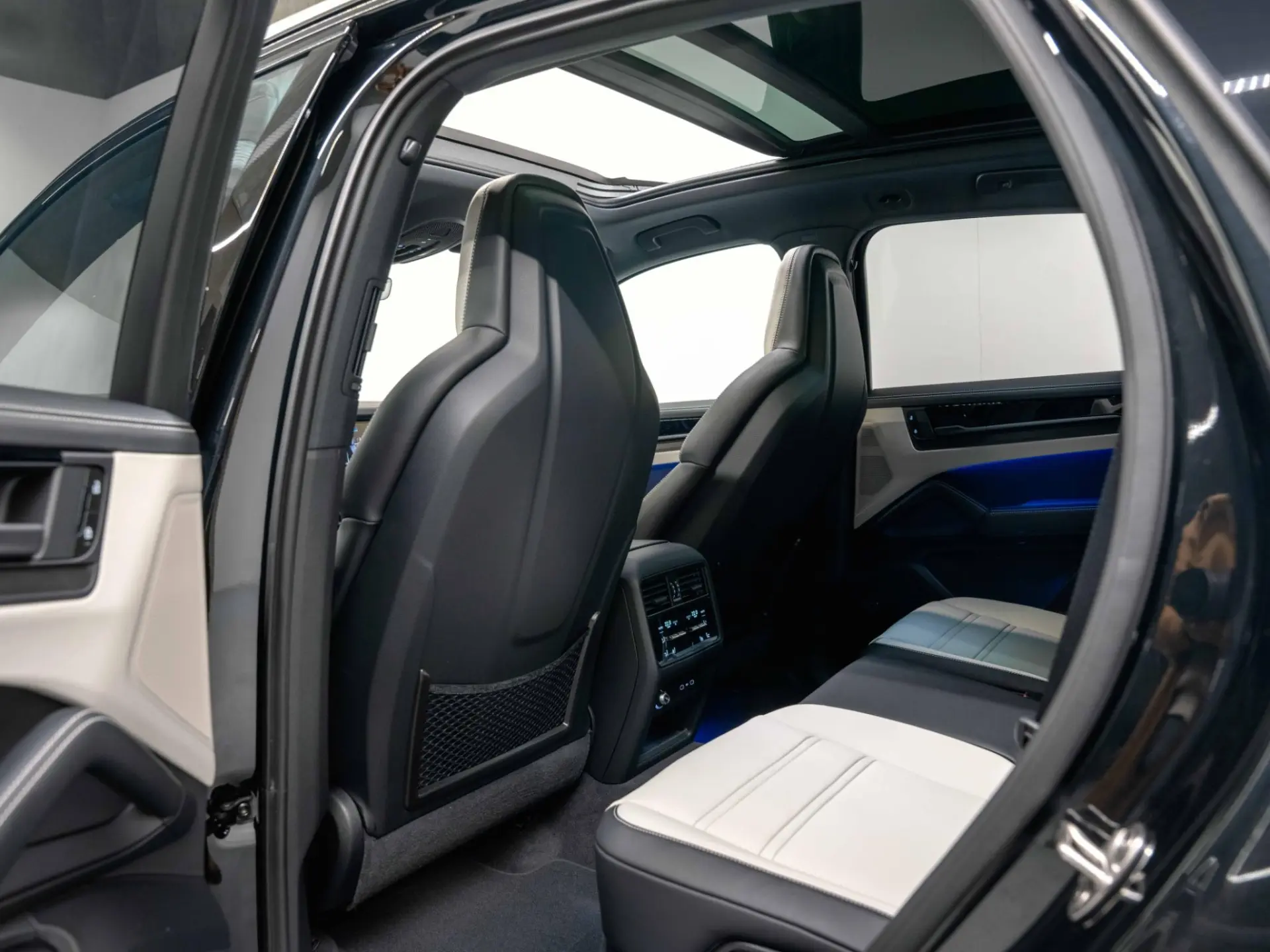 Cayenne S E-Hybrid Black Edition