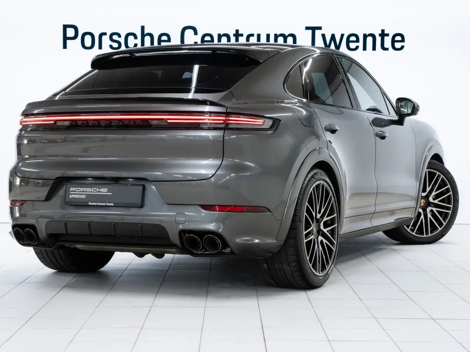 Porsche Cayenne Turbo E-Hybrid Coupé