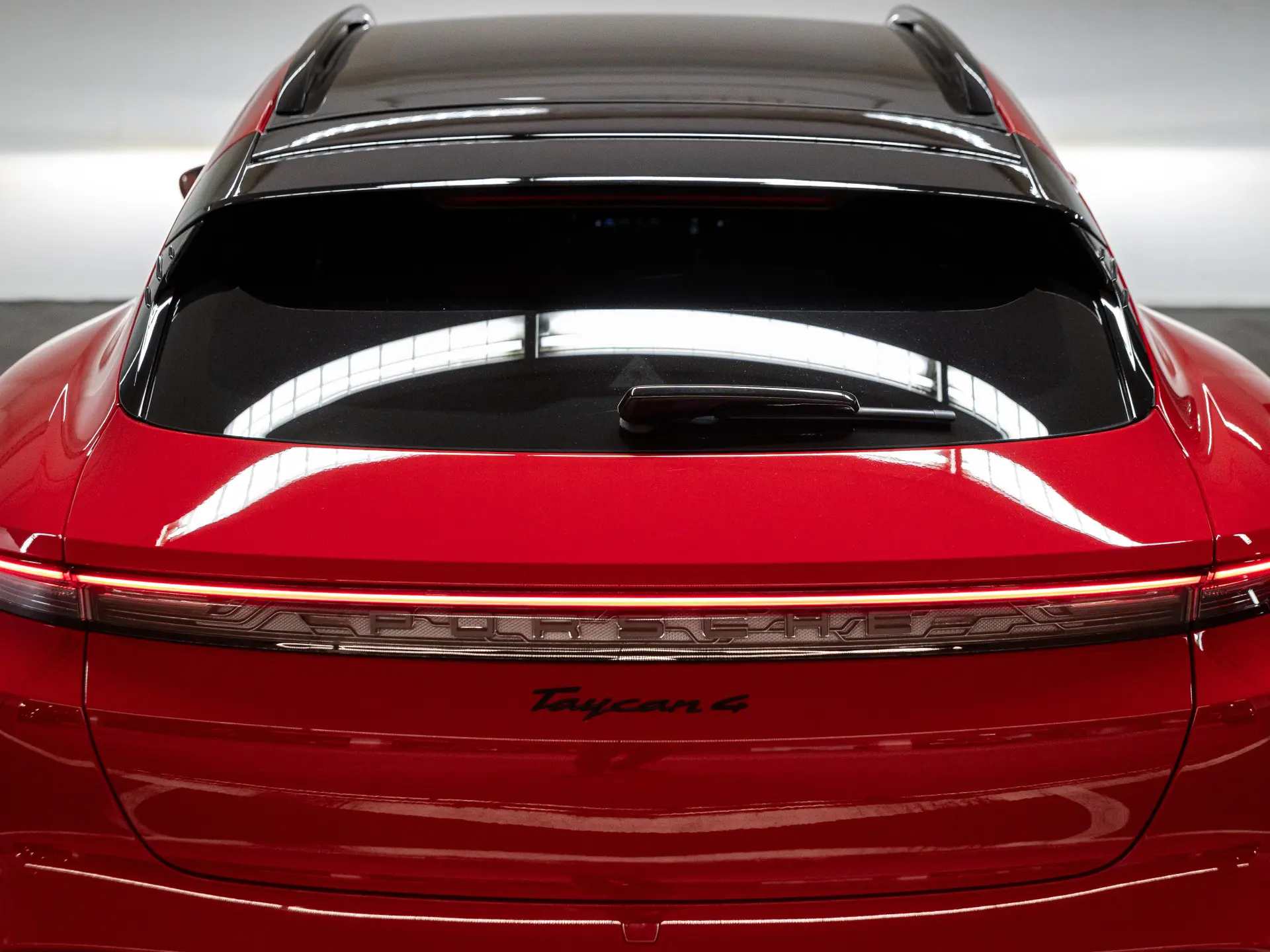 Taycan 4 Cross Turismo MJ2023