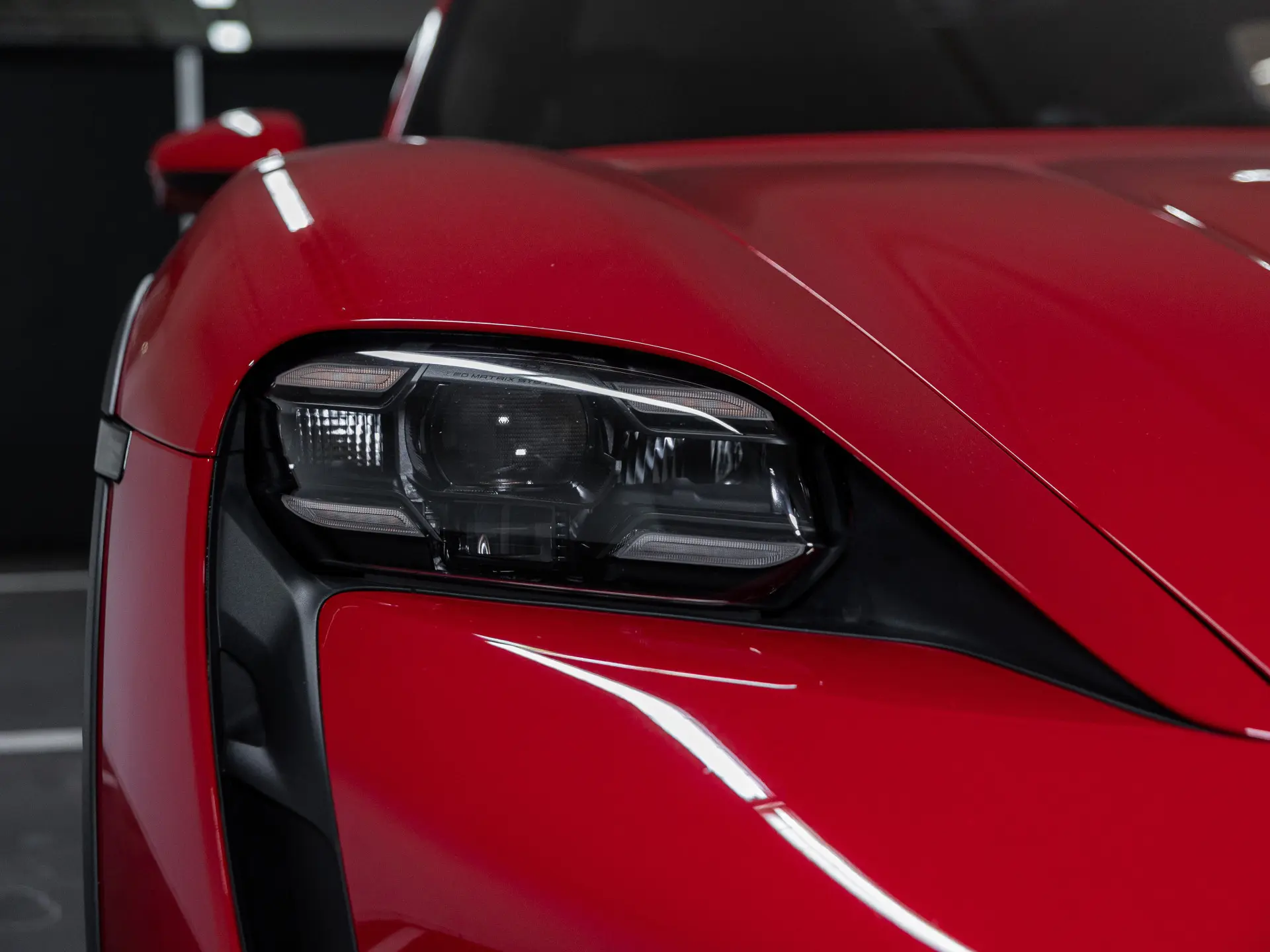 Taycan 4 Cross Turismo MJ2023