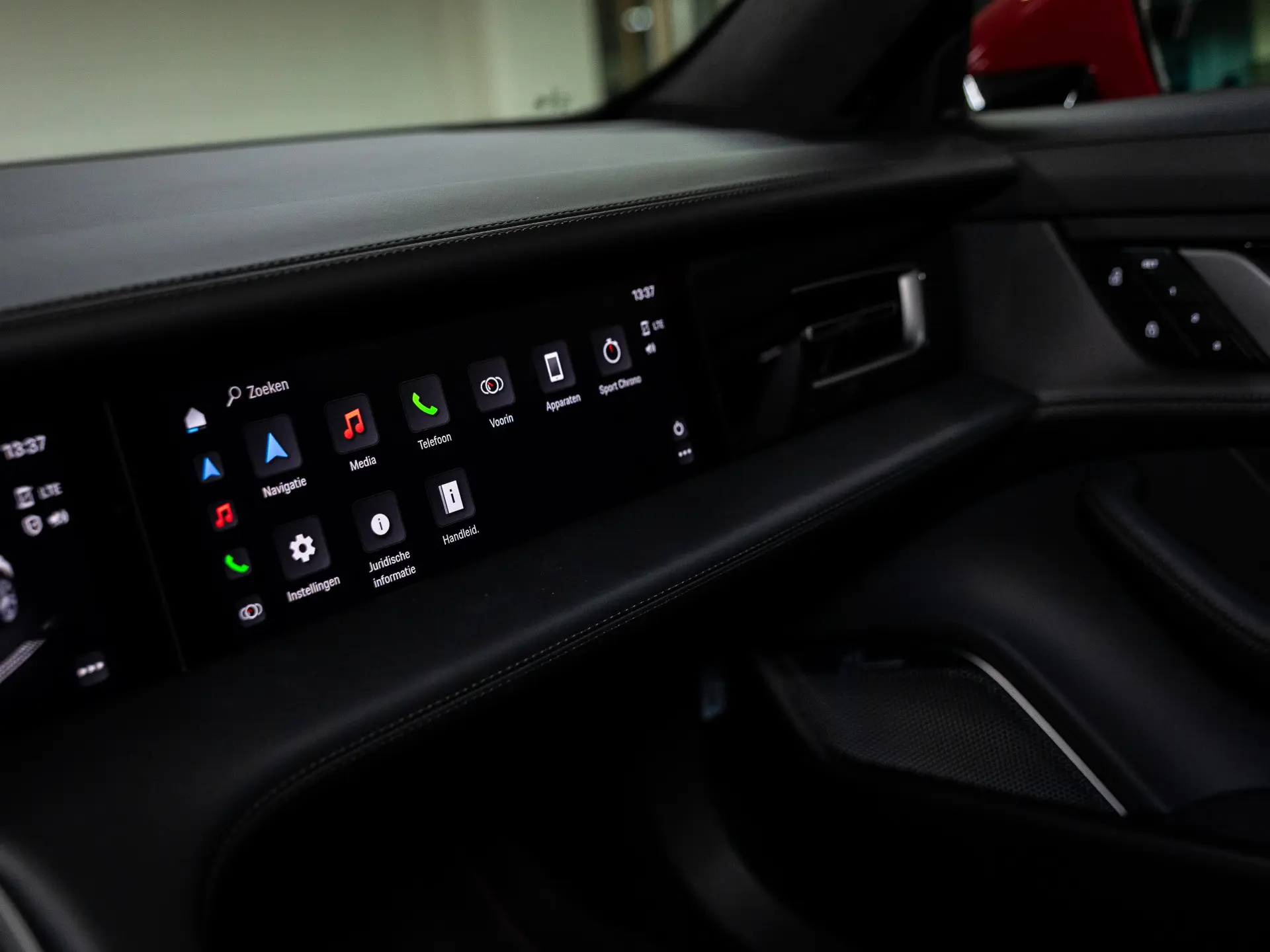 Taycan 4 Cross Turismo MJ2023