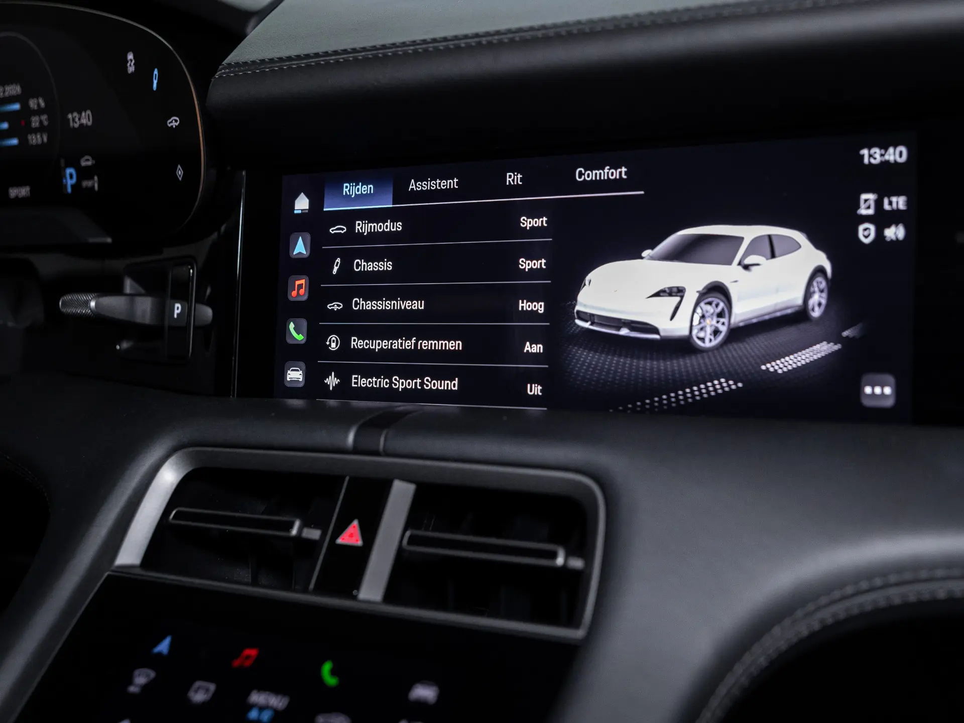 Taycan 4 Cross Turismo MJ2023