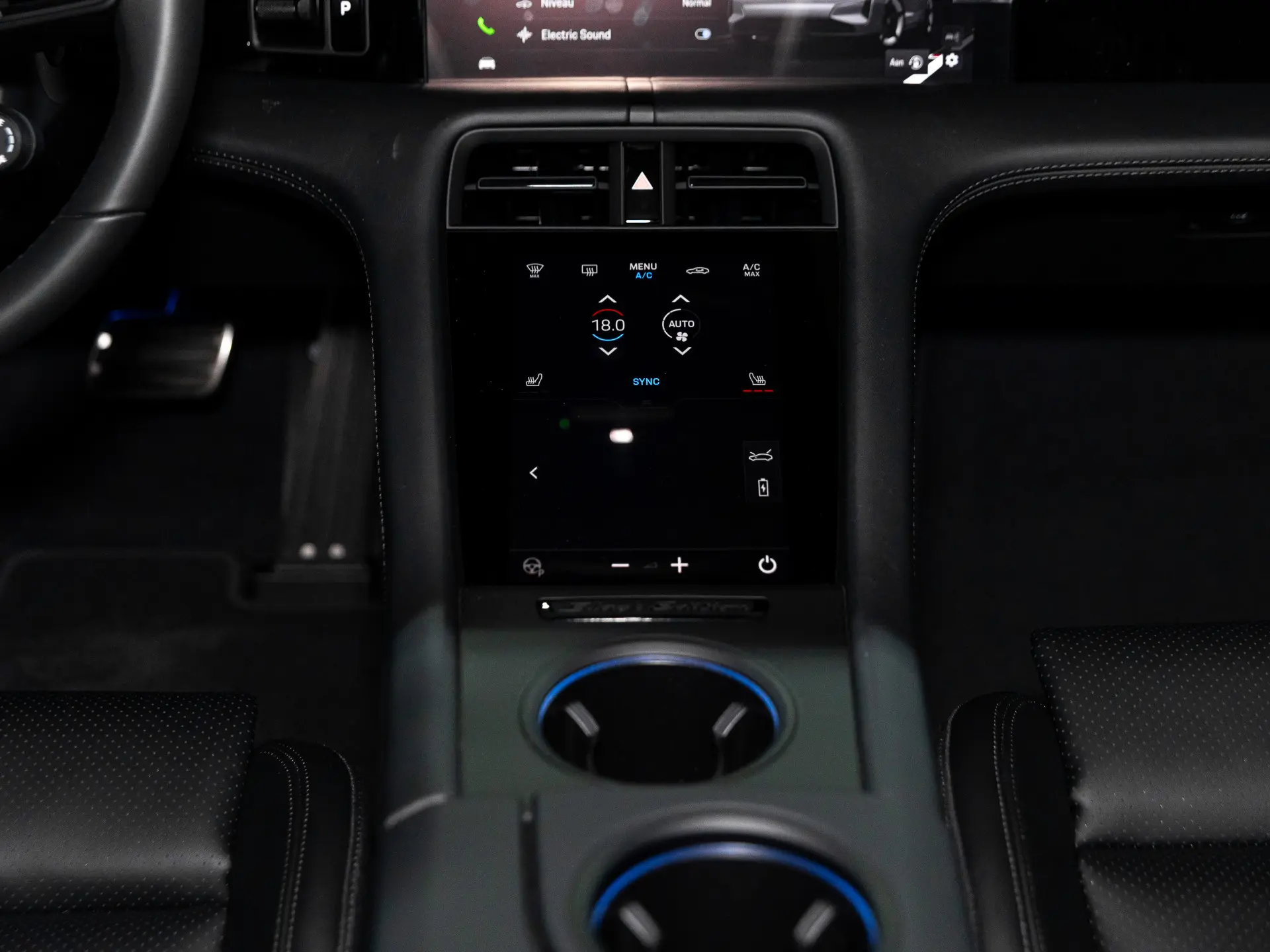 Taycan Sport Turismo Black Edition