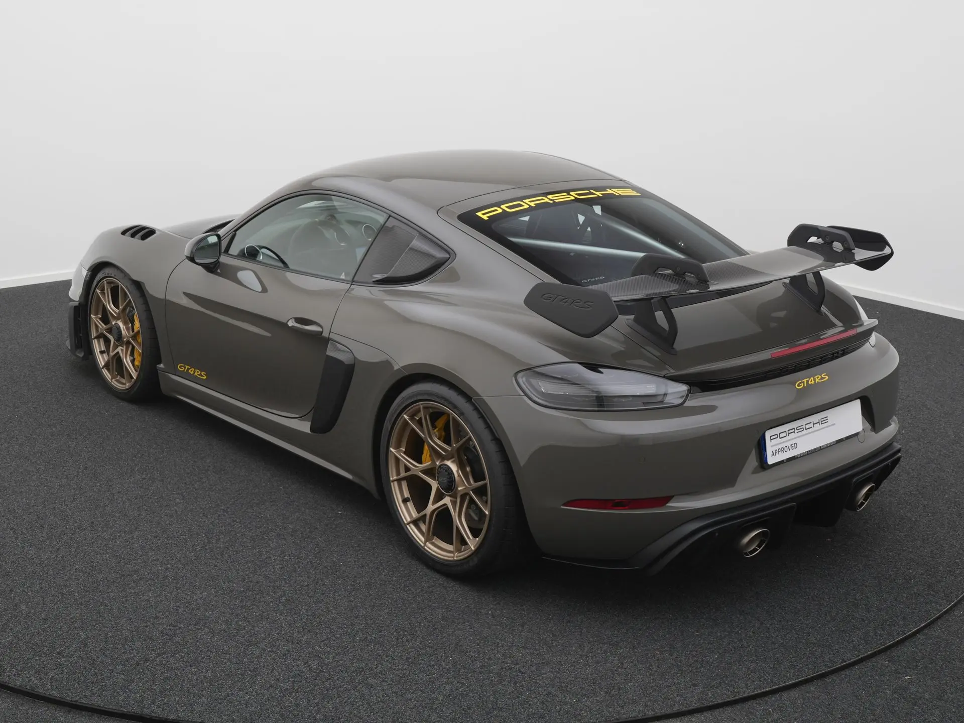 718 Cayman GT4 RS