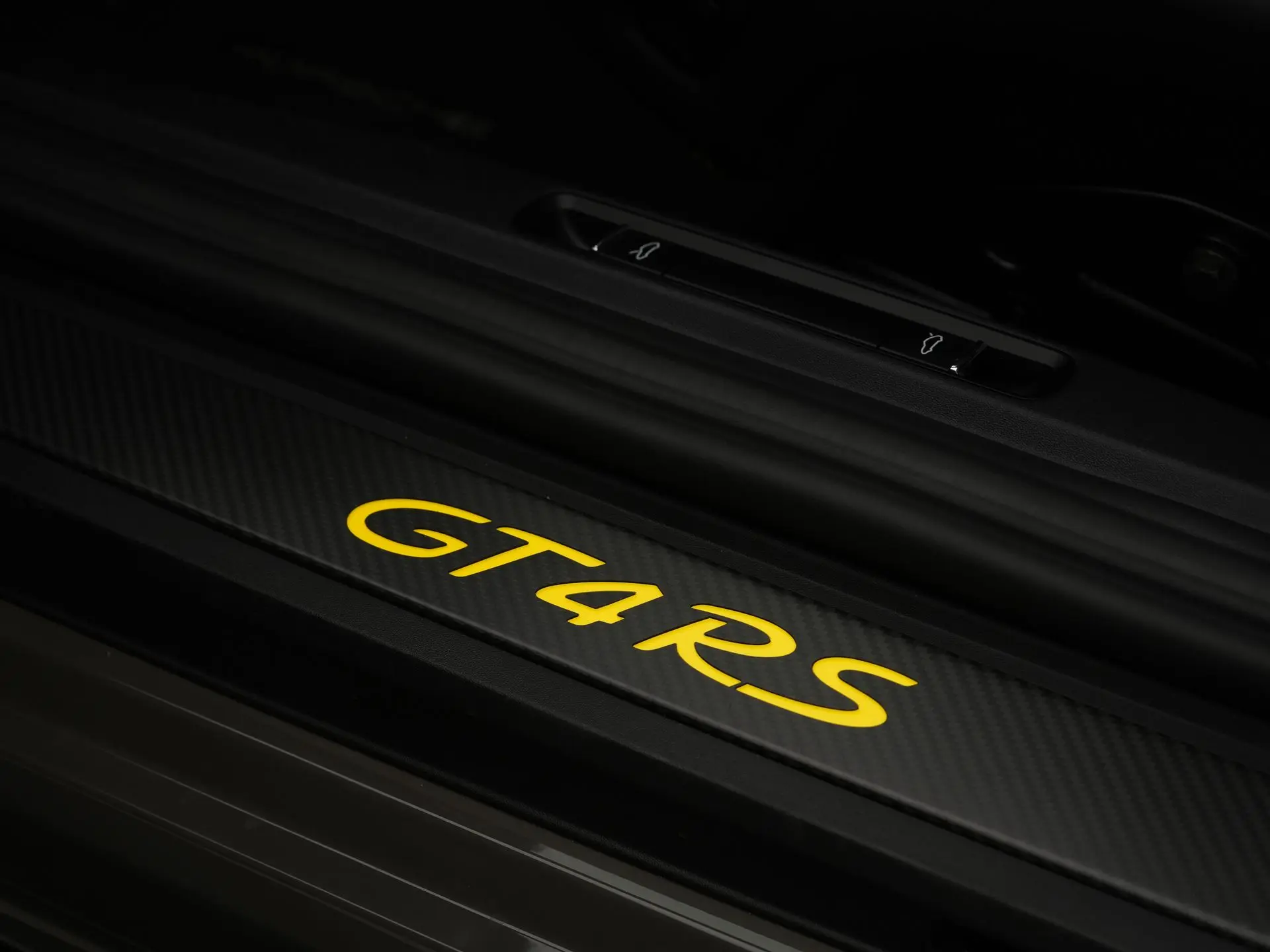 718 Cayman GT4 RS