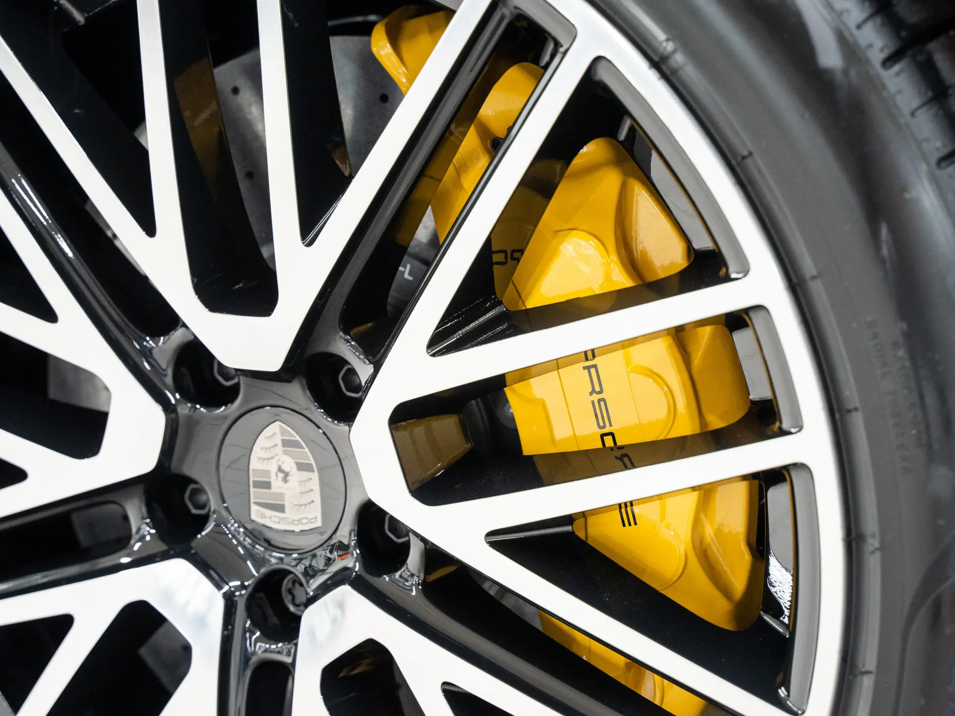 Cayenne Turbo E-Hybrid Coupé