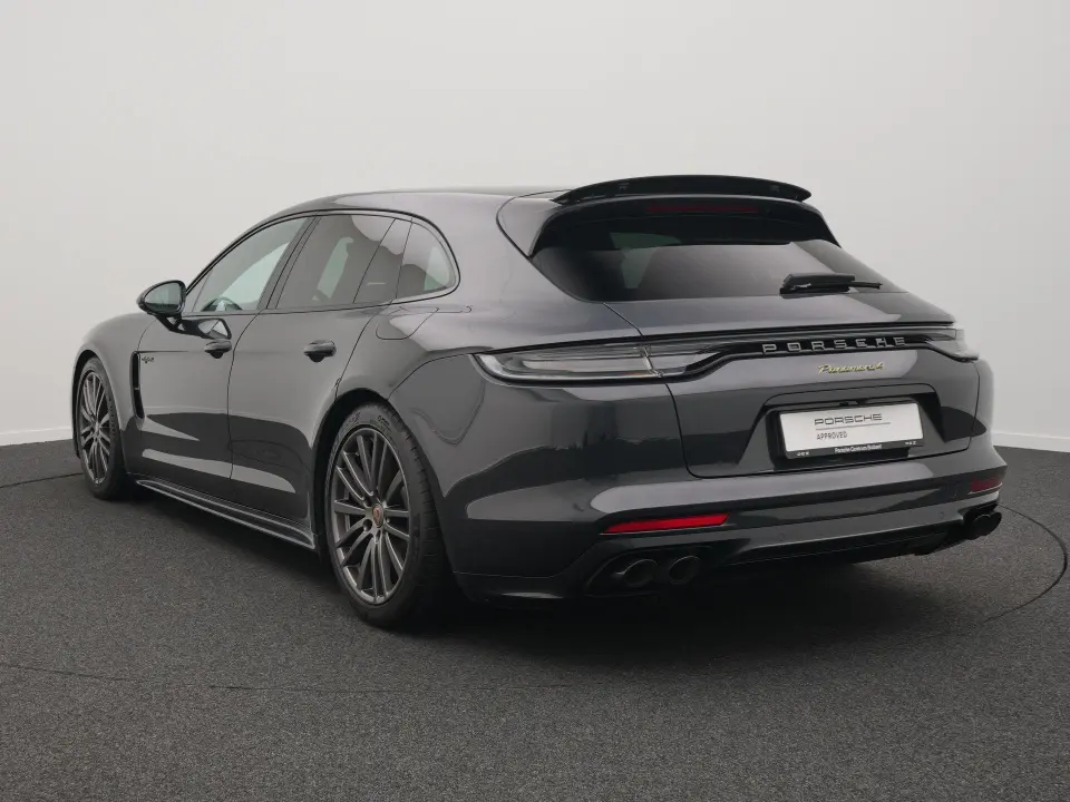 Porsche Panamera 4 E-Hybrid Platinum Edition