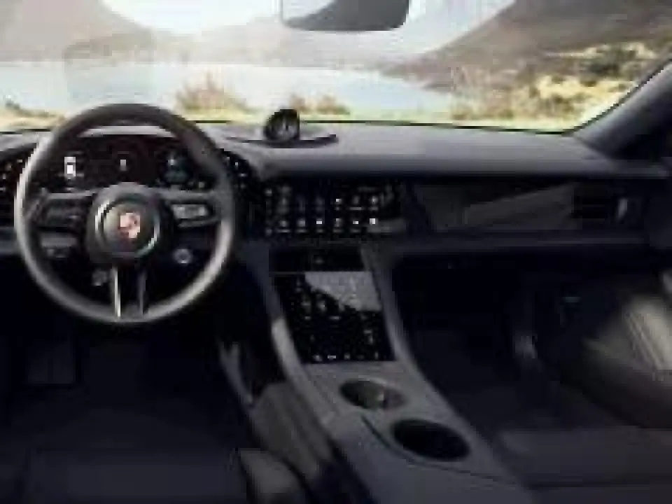 Taycan Cross Turismo 4