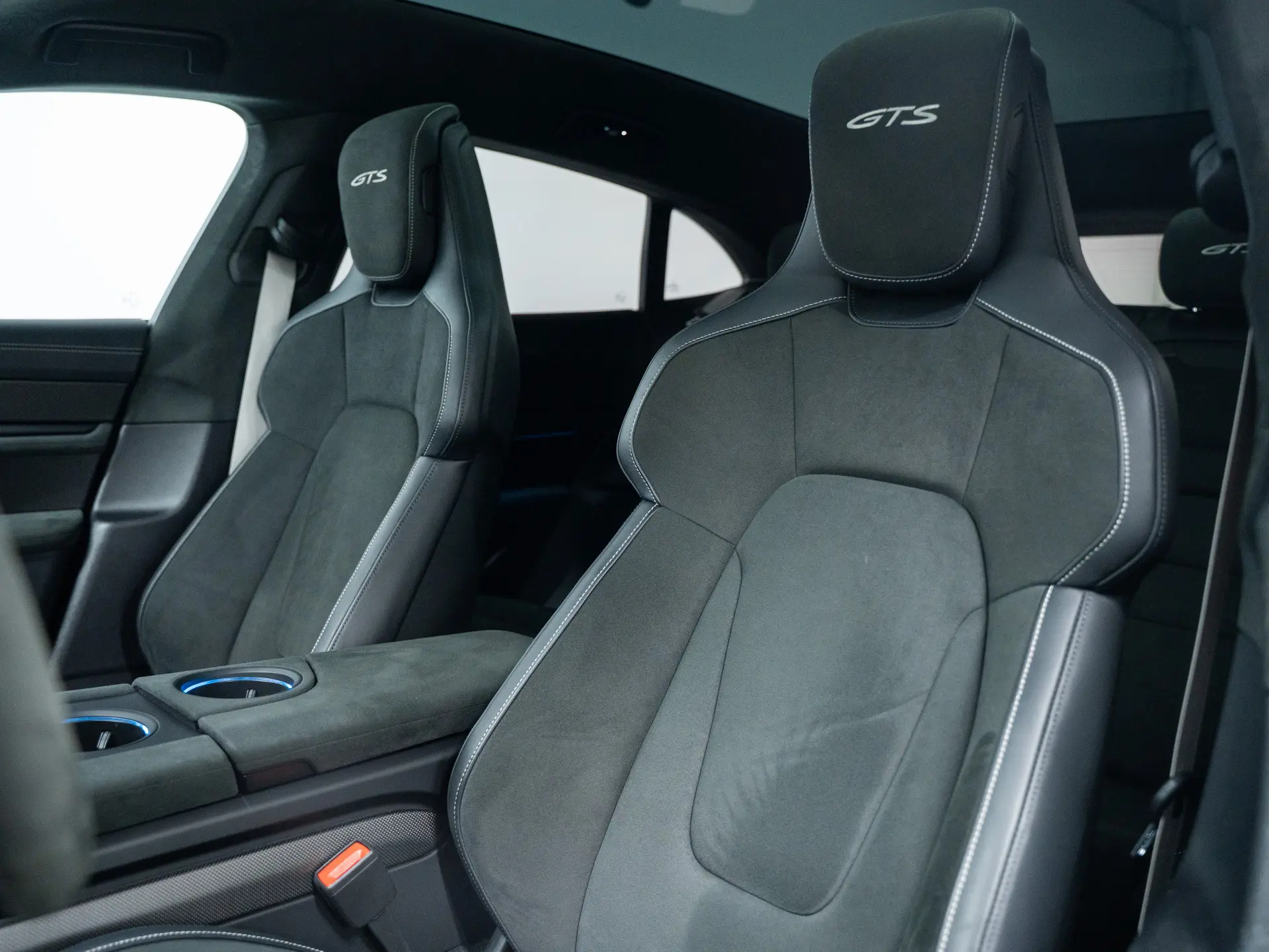 Taycan GTS Sport Turismo