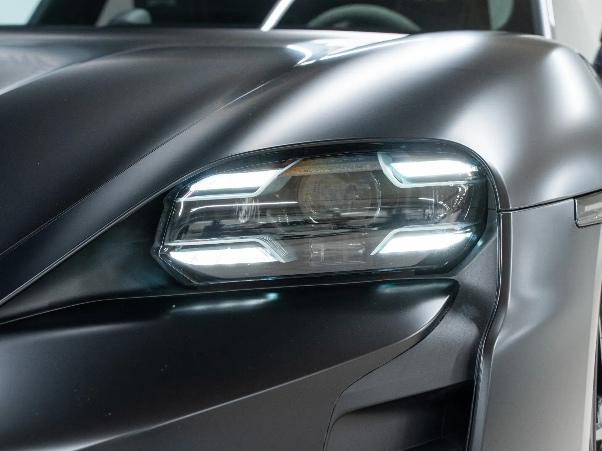 Taycan GTS Sport Turismo