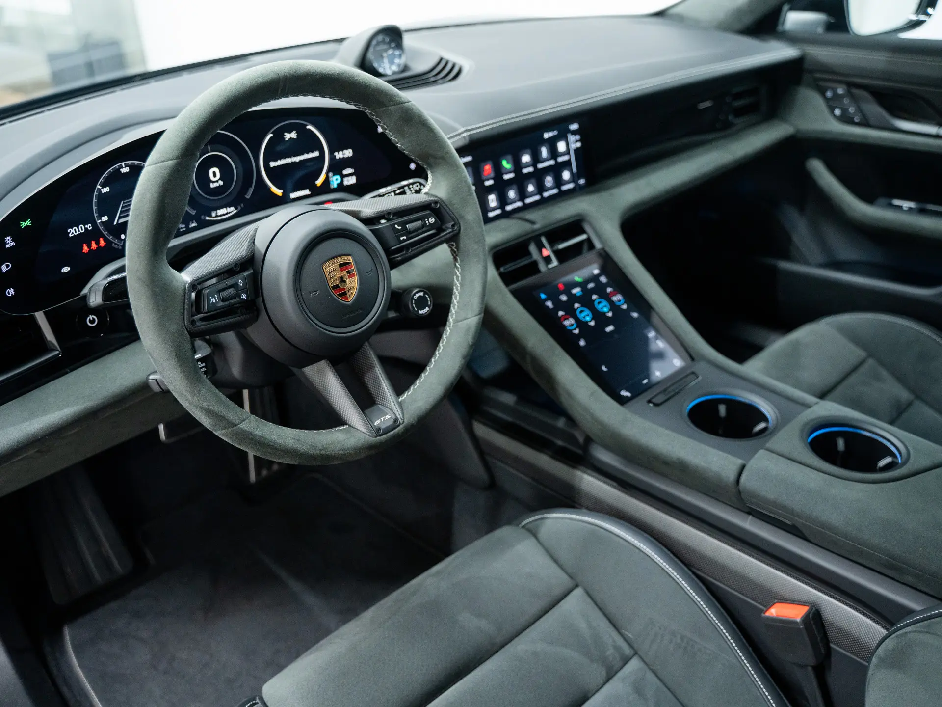 Taycan GTS Sport Turismo