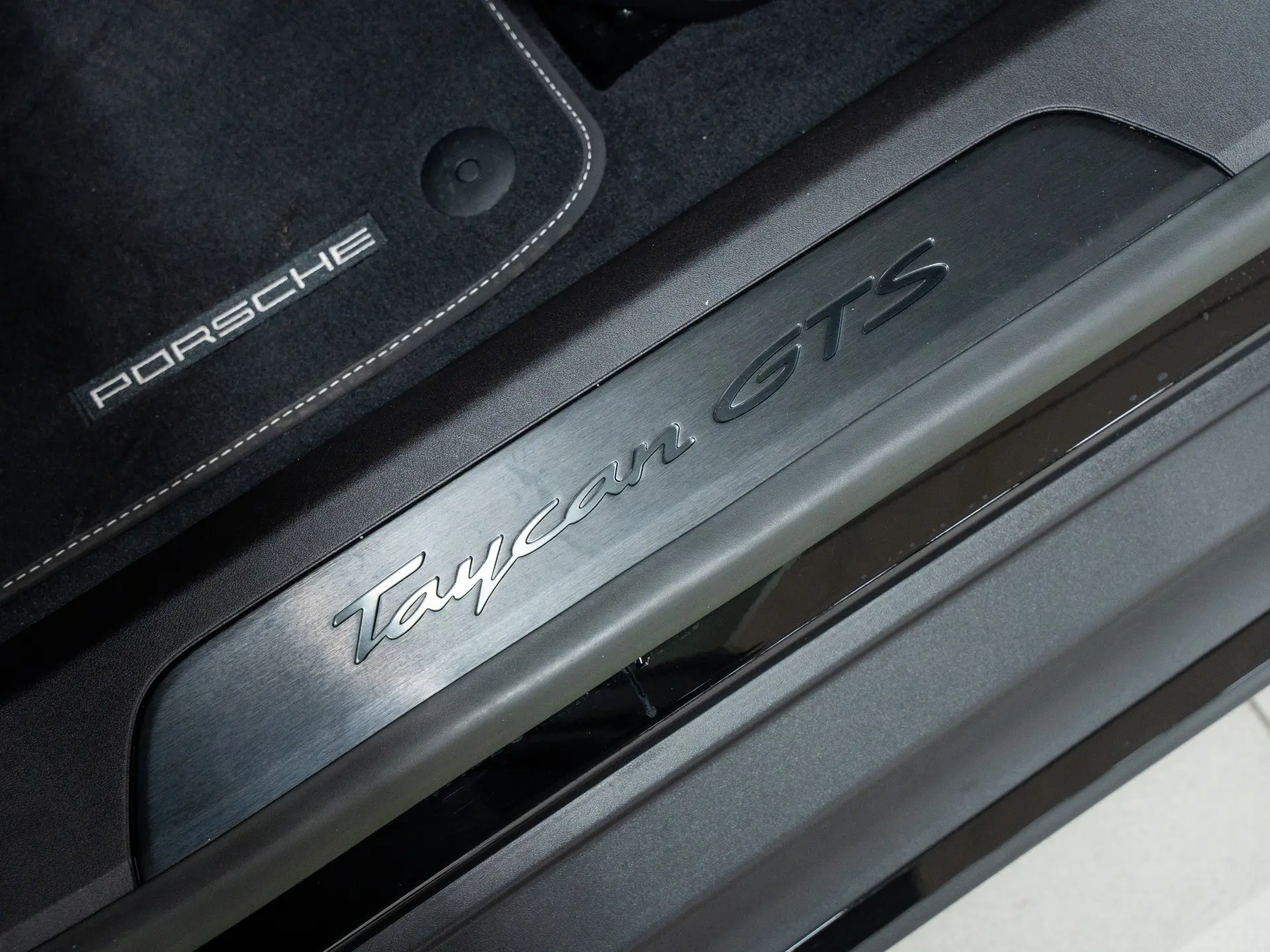 Taycan GTS Sport Turismo