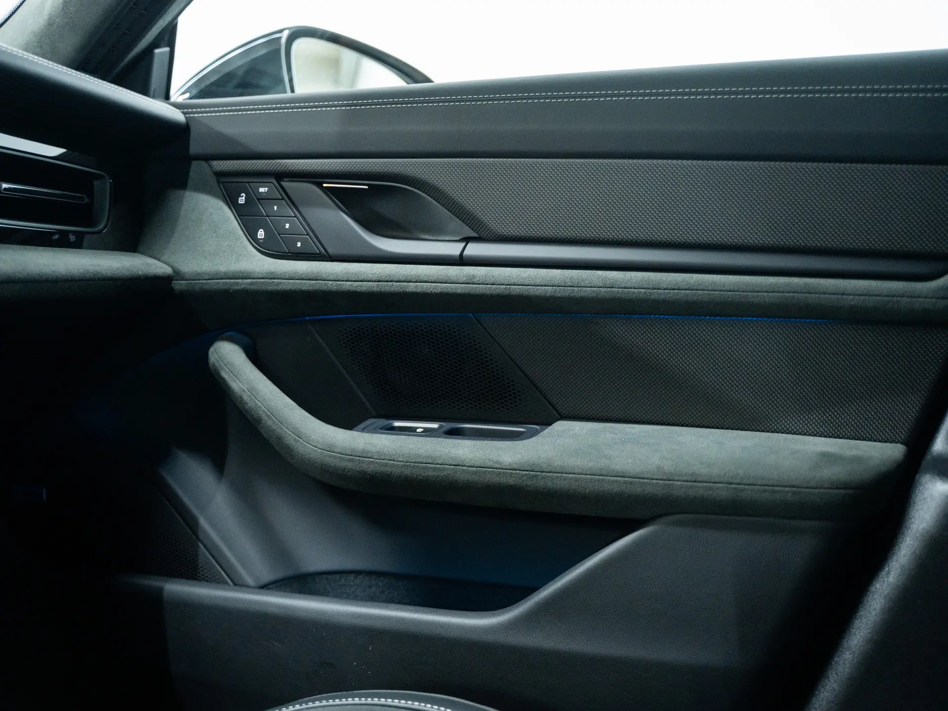 Taycan GTS Sport Turismo