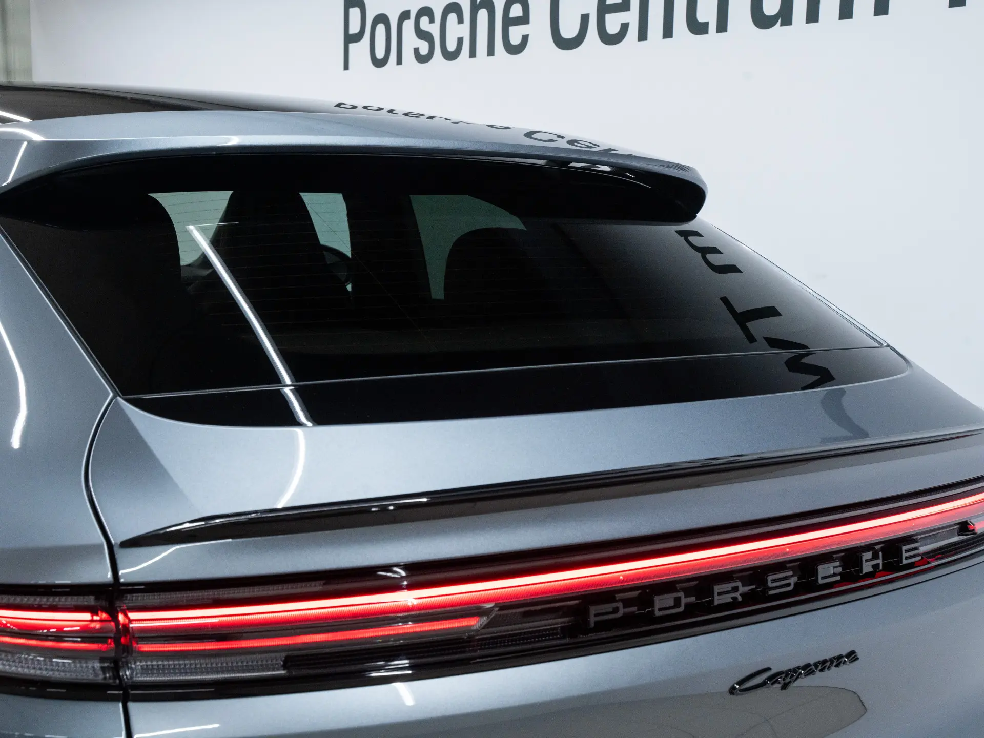 Cayenne E-Hybrid Black Edition Coupé