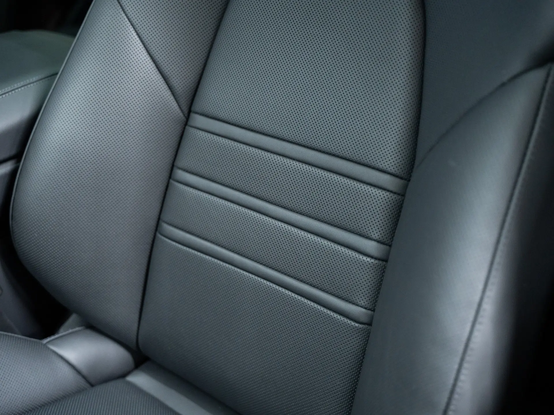 Cayenne E-Hybrid Black Edition Coupé