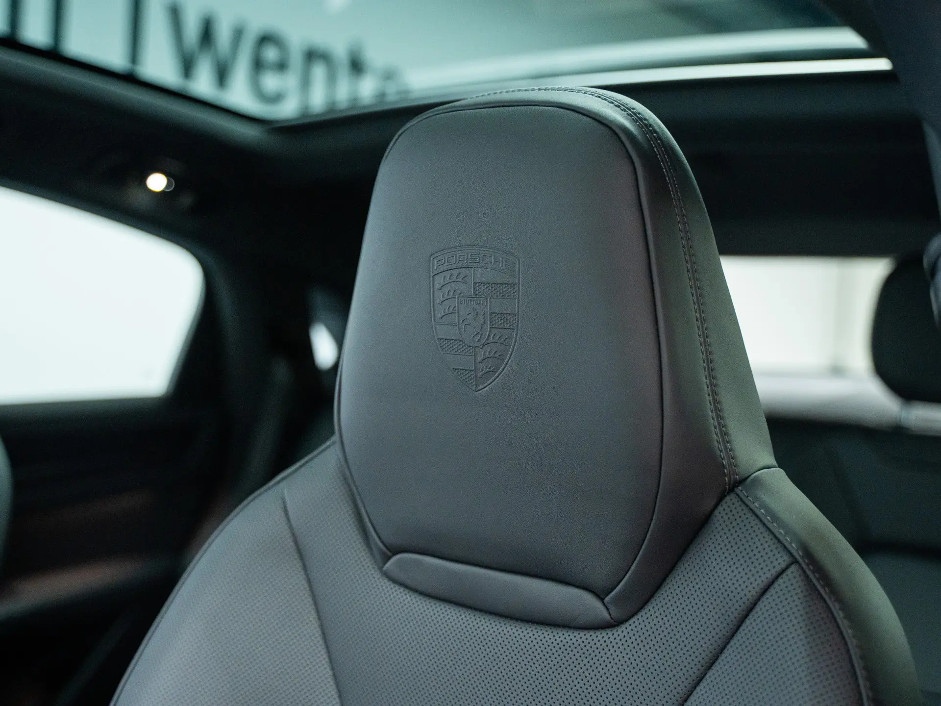 Cayenne E-Hybrid Black Edition Coupé