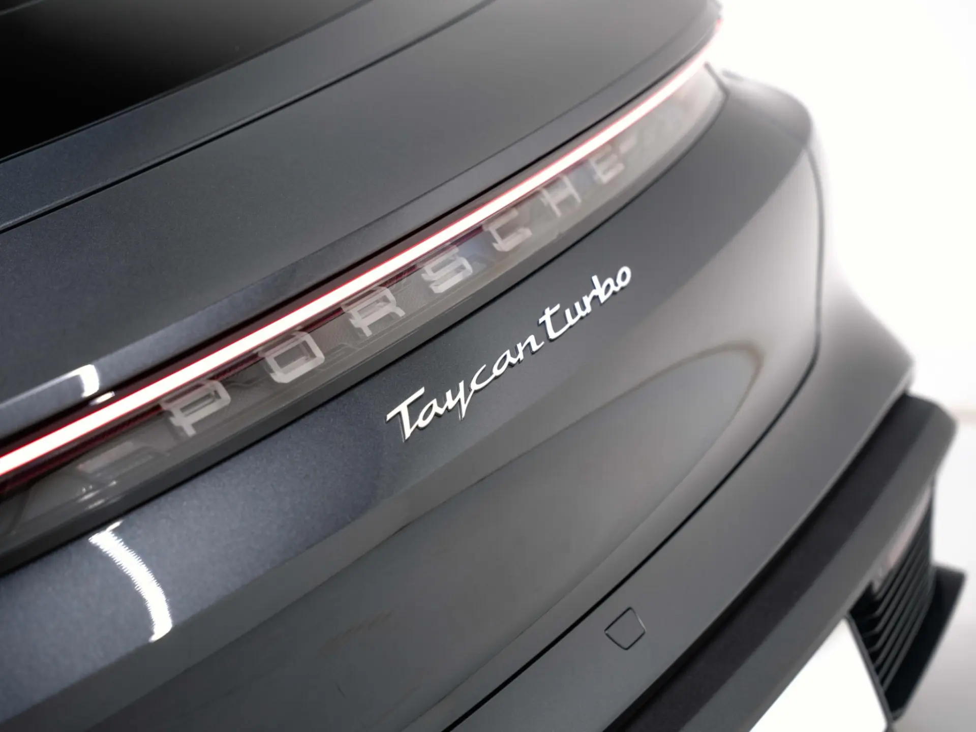 Taycan Turbo