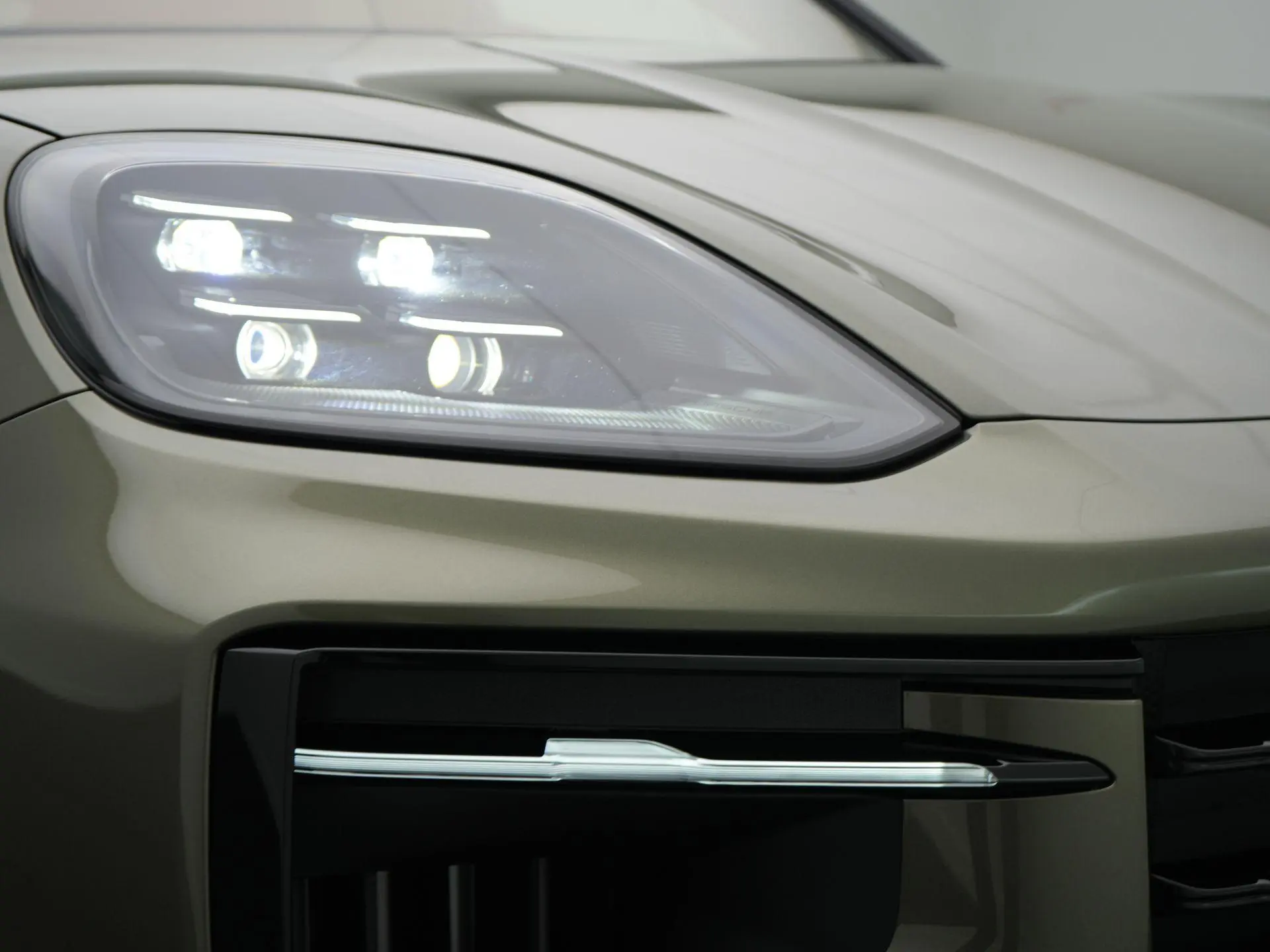 Cayenne E-Hybrid Black Edition Coupé