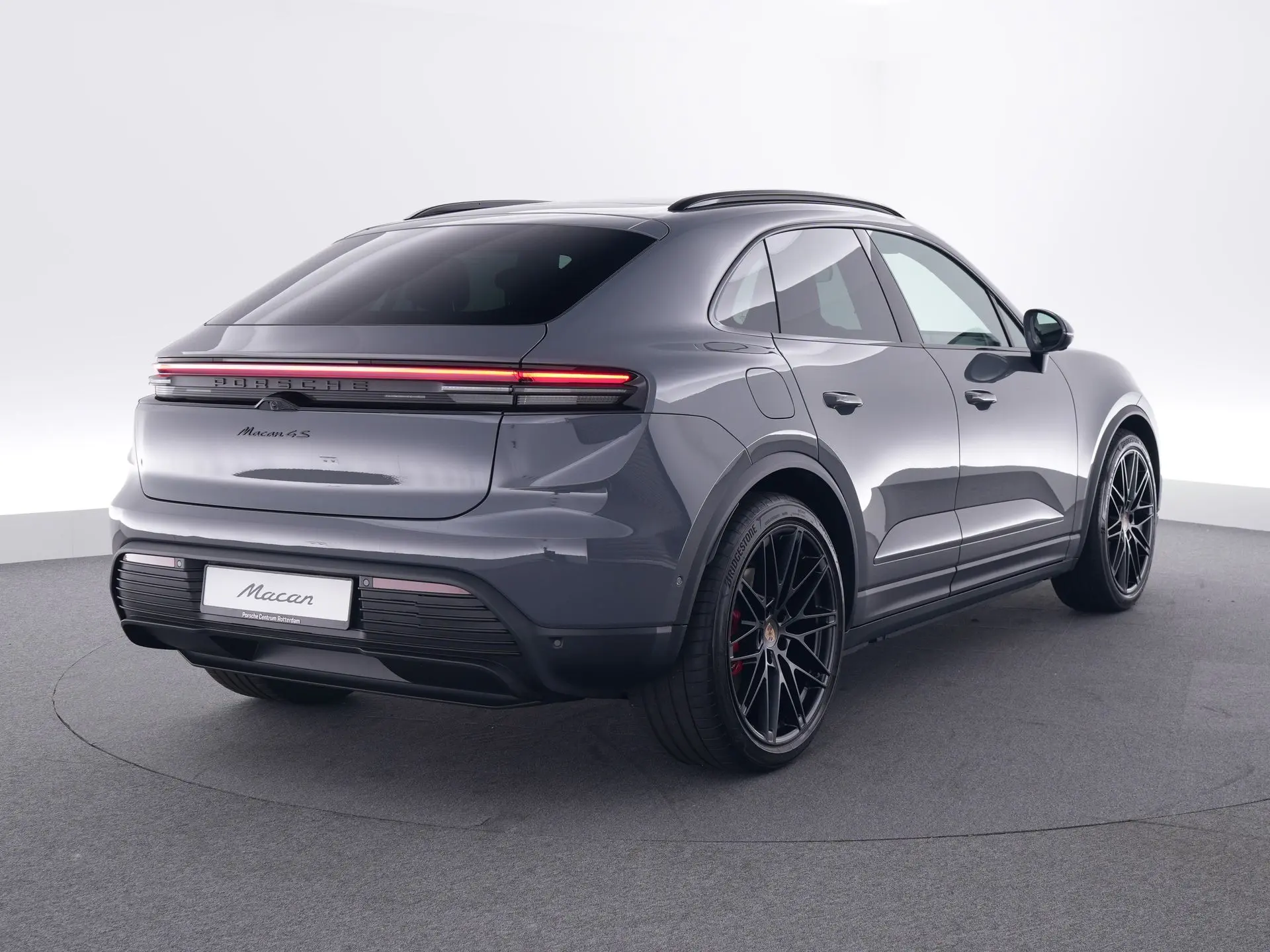 Macan 4S
