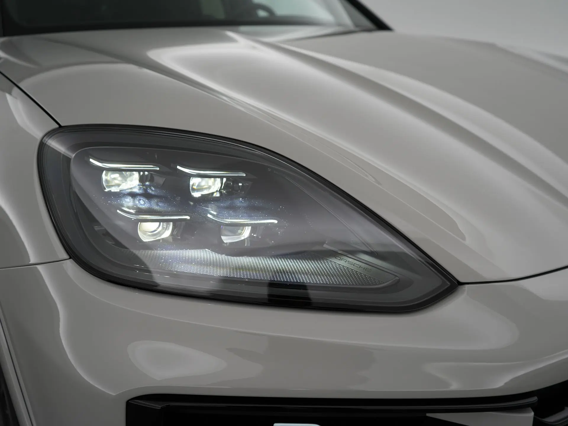 Cayenne E-Hybrid Black Edition Coupé