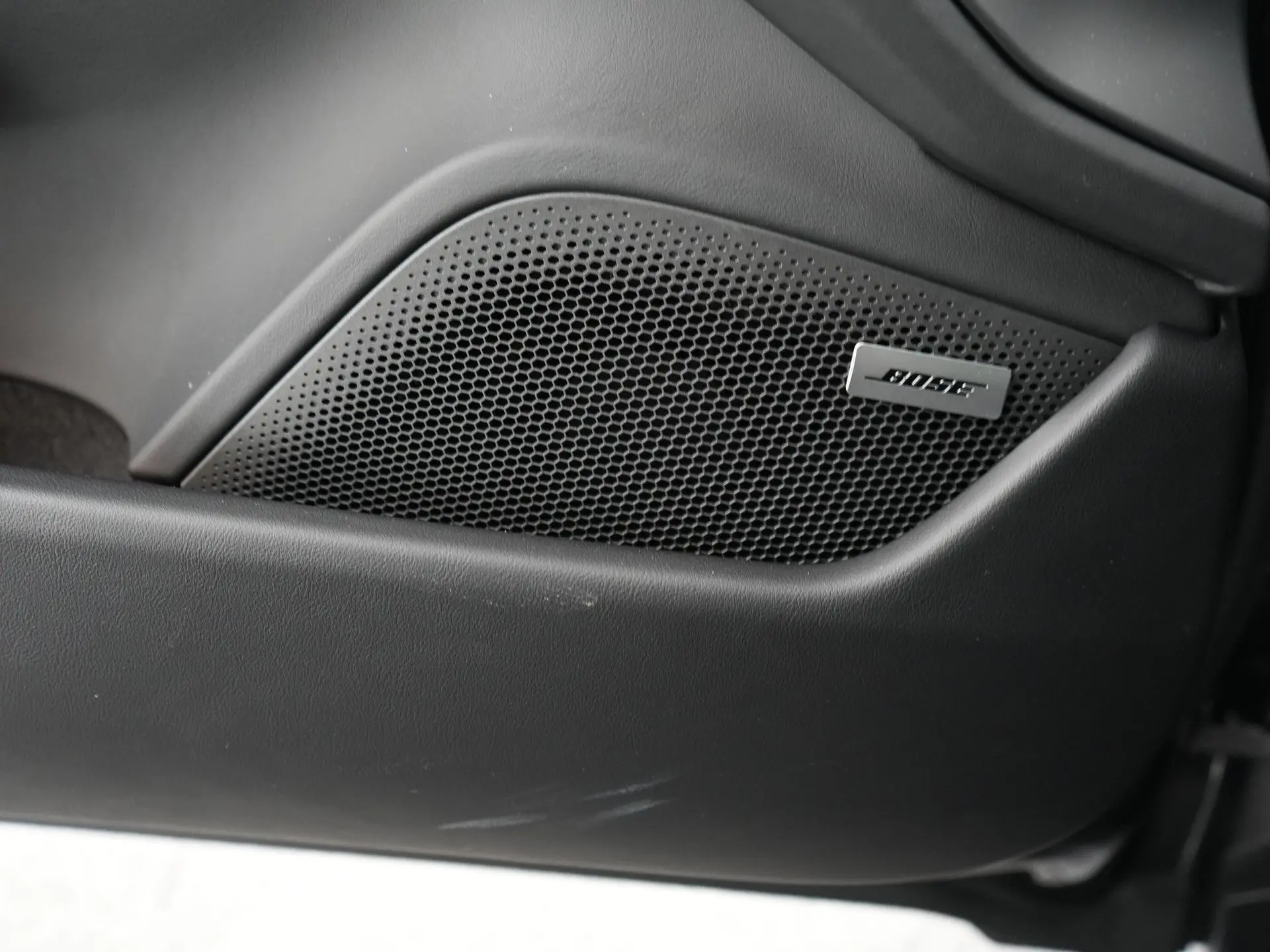 Taycan 4 Black Edition