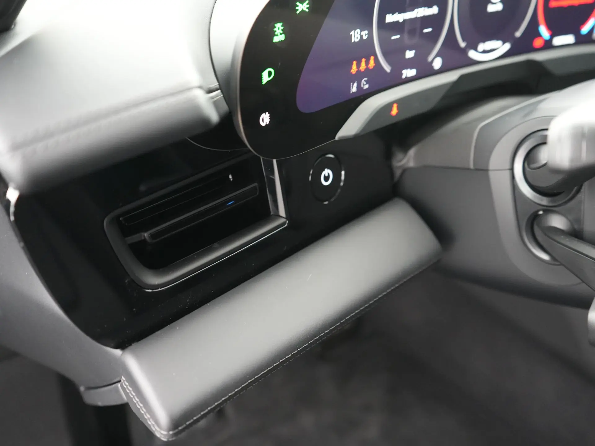 Taycan 4 Black Edition