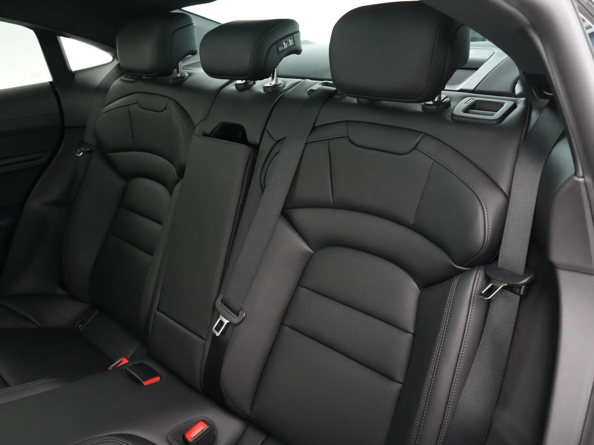 Taycan 4 Black Edition