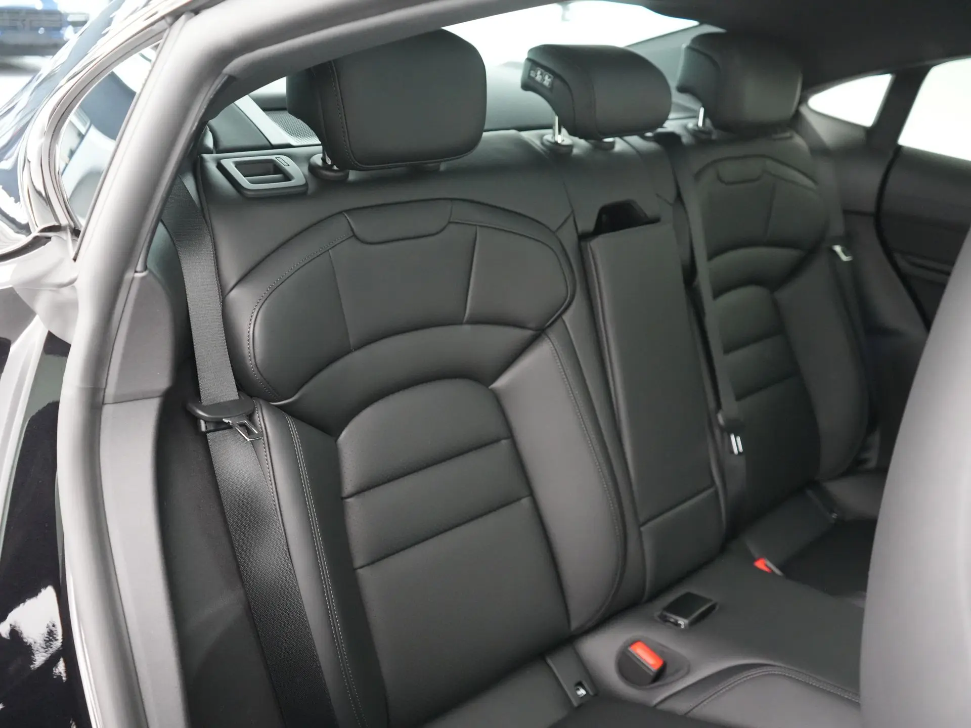 Taycan 4 Black Edition